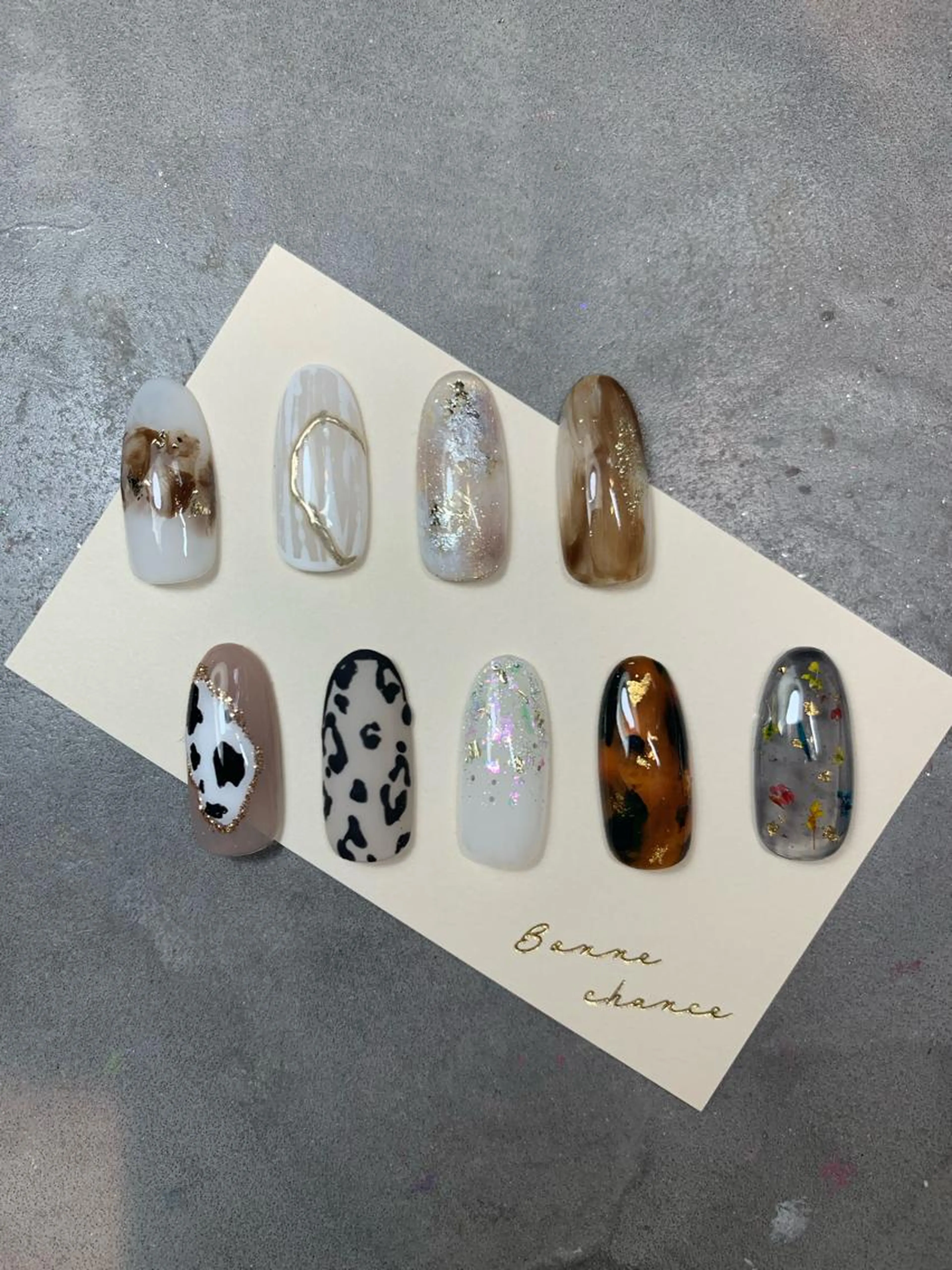 ワンカラーorカラーグラデーションorフレンチ➕アート4本☆オフ無しの写真