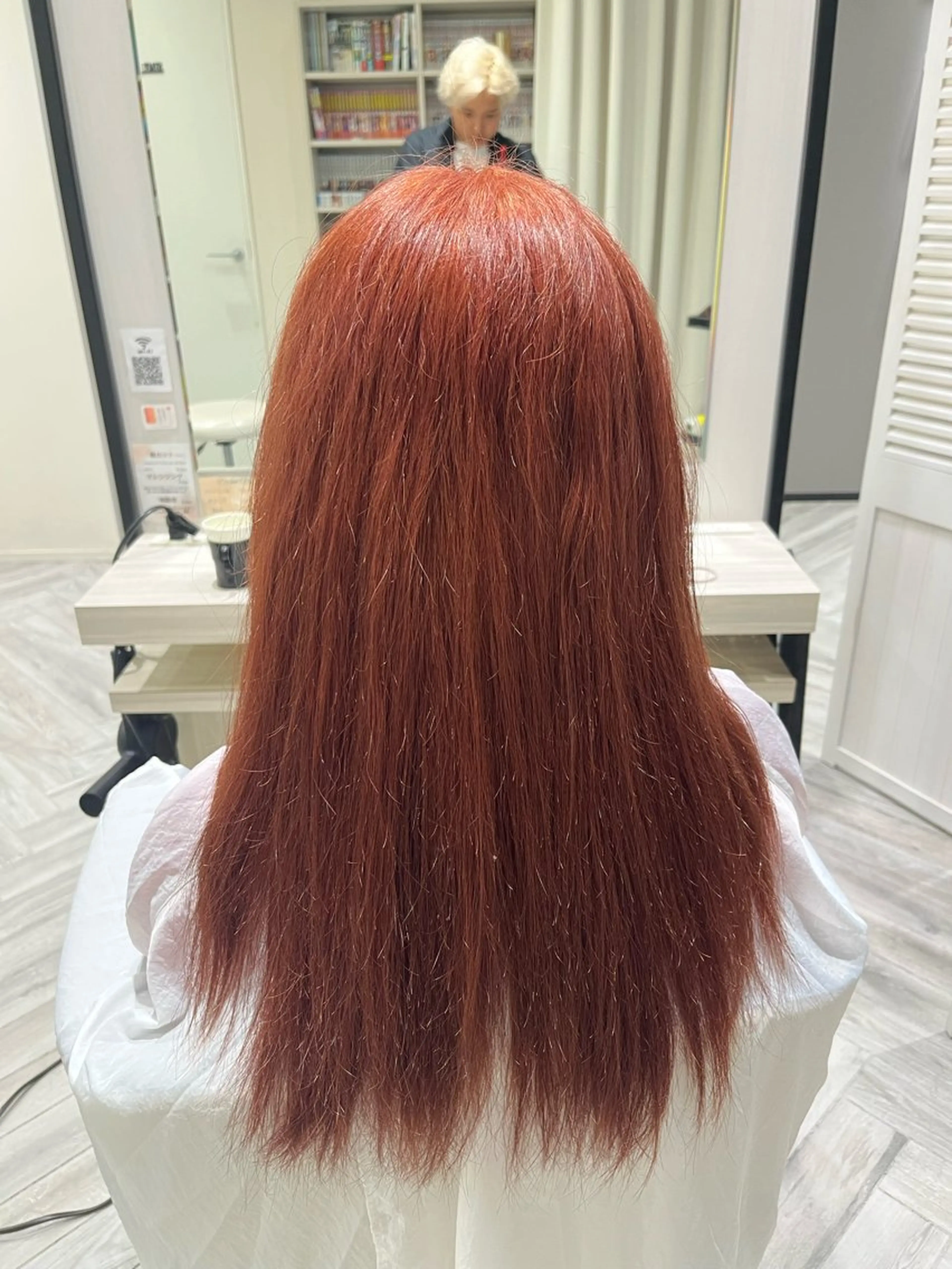 ロング カラー ブラウンカラー 透明感カラー レッドカラー レッドブラウン ヘアカラー 🍀カット／カラー/ パーマ🍀Earthのヘアスタイル