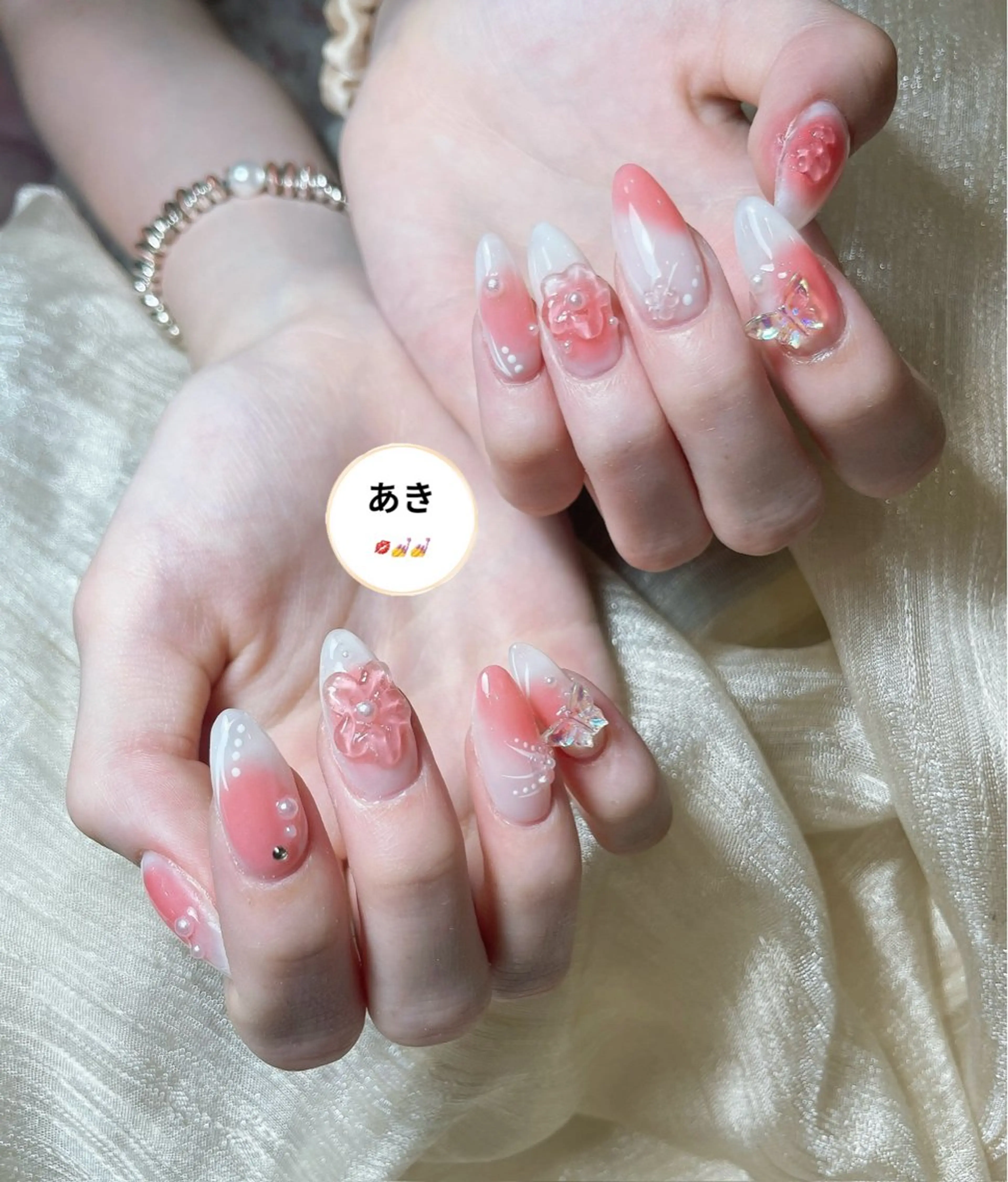 ネイル ハンドネイル ハンドケア モナ& あきのネイルデザイン