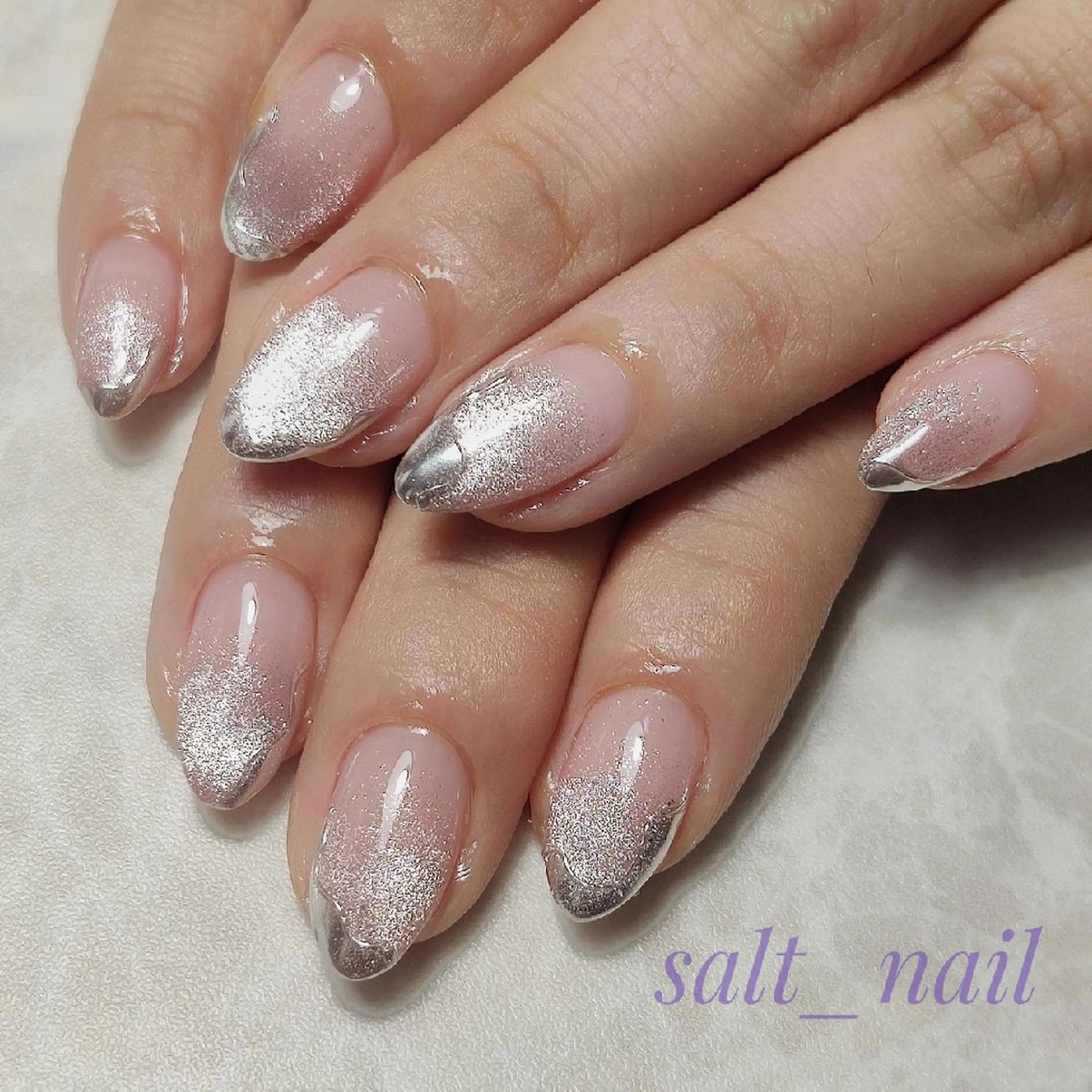 ネイル マグネットネイル ミラーネイル シルバー ハンドネイル 個人サロン saltnailのネイルデザイン