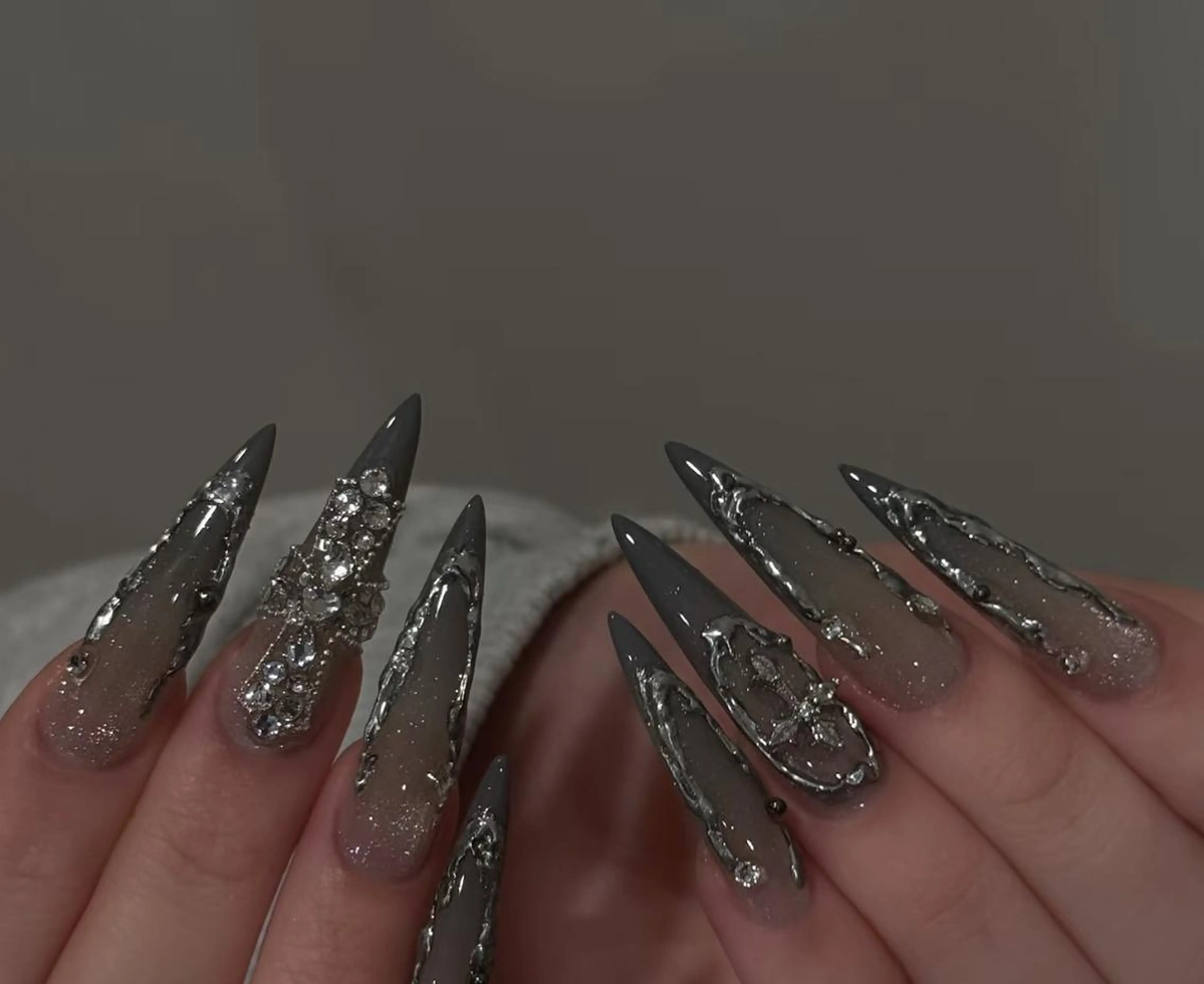 ネイル ハンドネイル 🎀 NaNa_nailのネイルデザイン