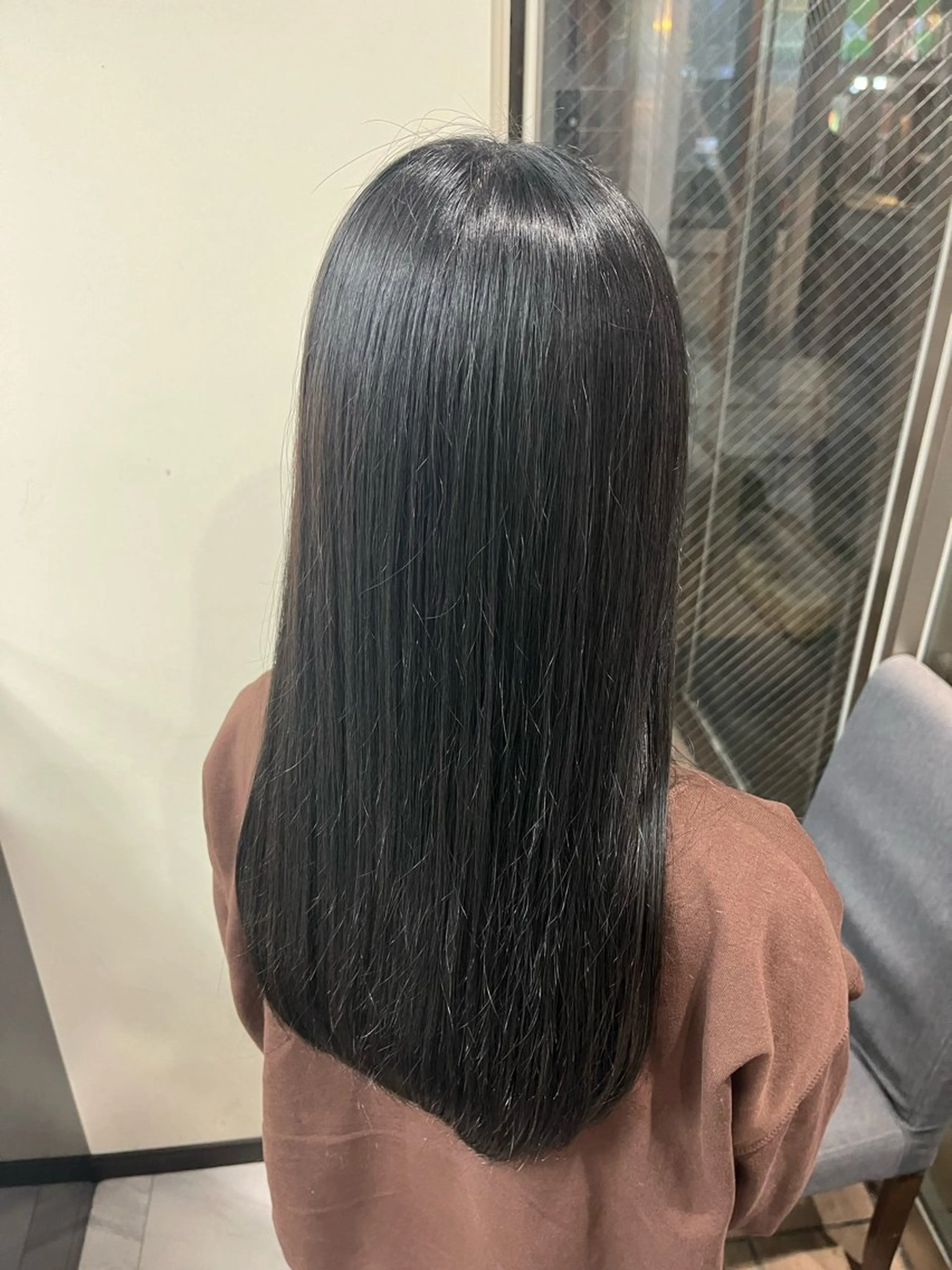 ロング カラー ☘️上村 ☘️髪質 改善/透明感カラーのヘアスタイル