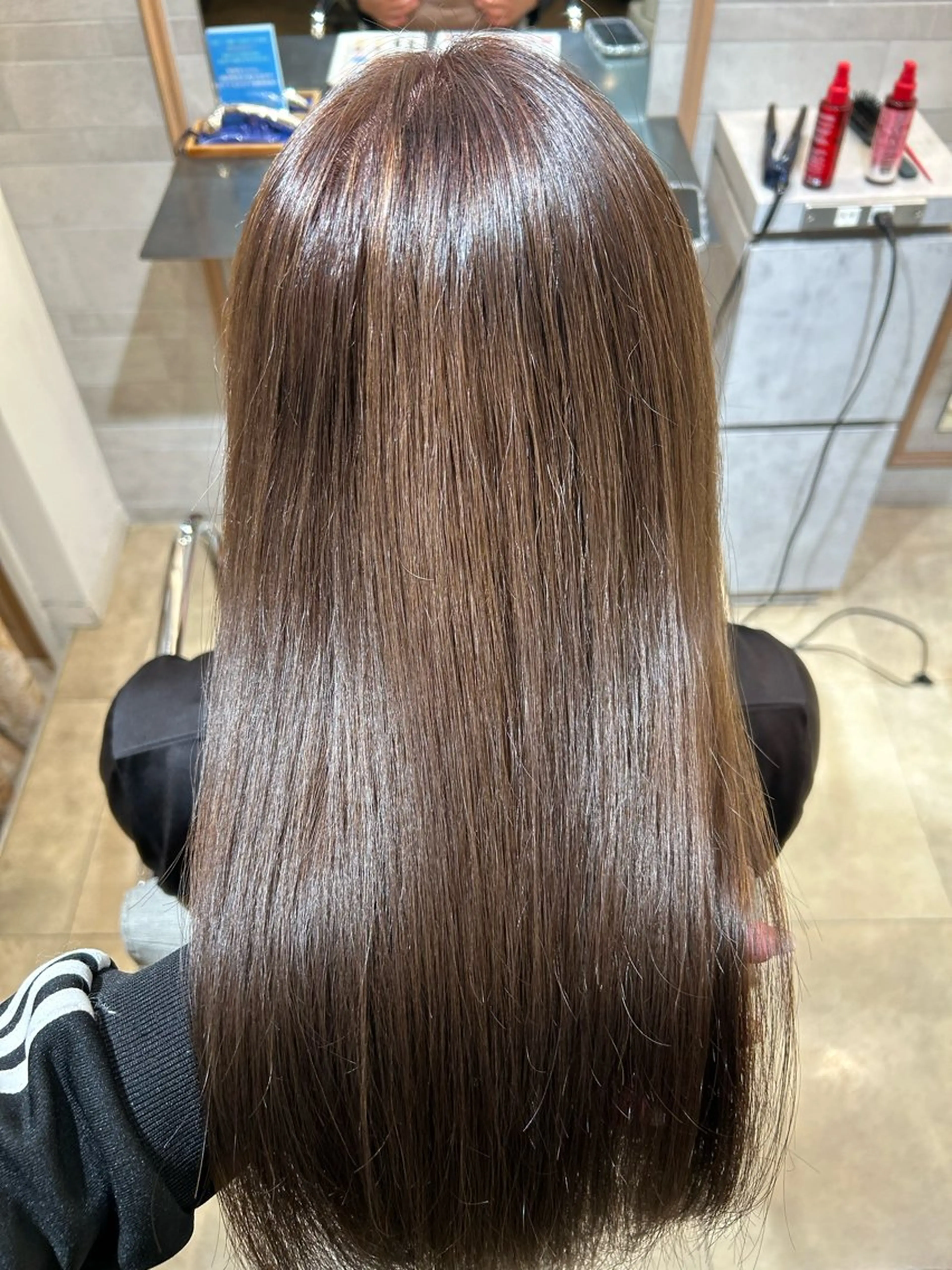 ロング ヘアカラー 木村 澪奈のヘアスタイル