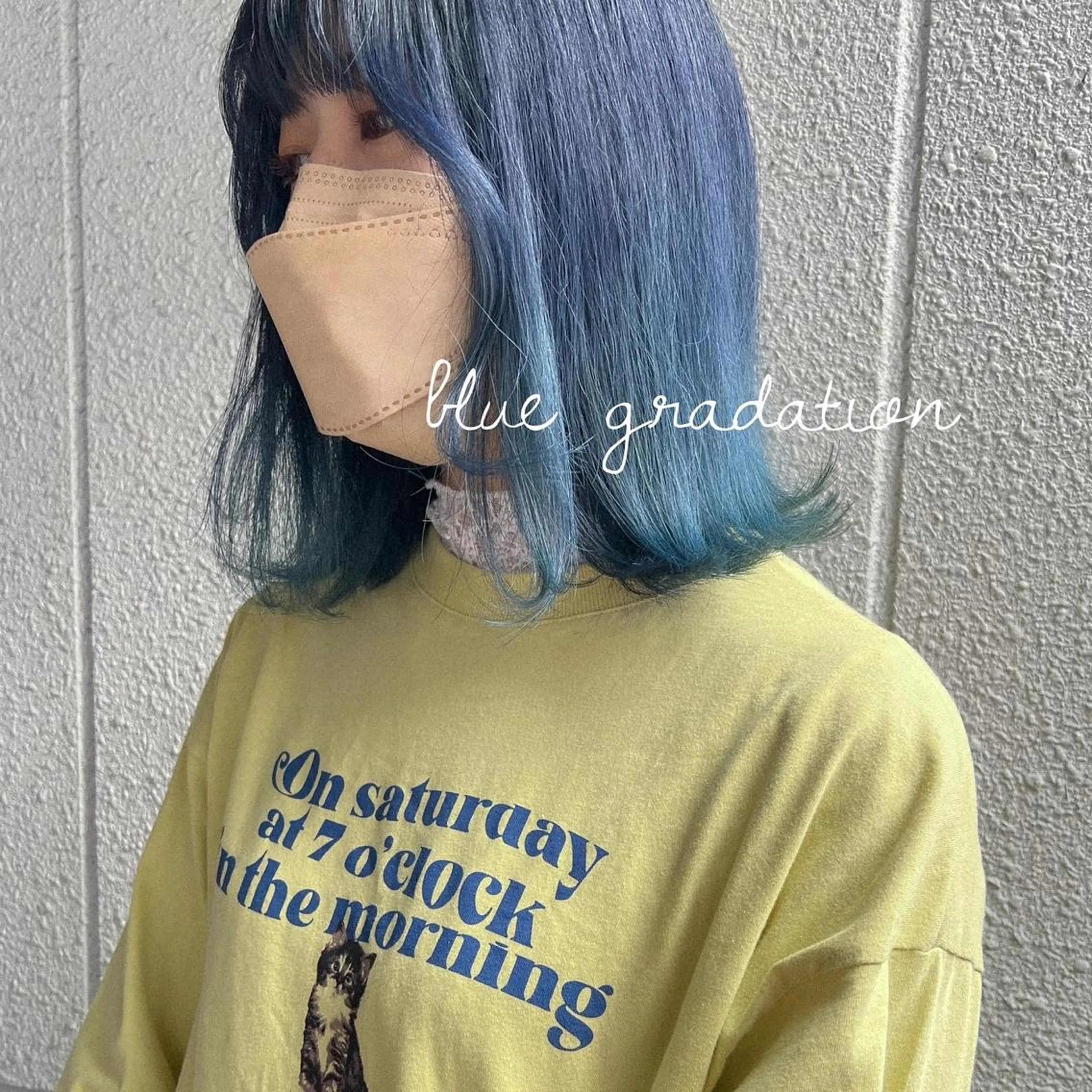 セミロング カラー ブリーチ ブルーカラー グラデーションカラー ヘアカラー カラーパティシエ facce🌼ikoのヘアスタイル