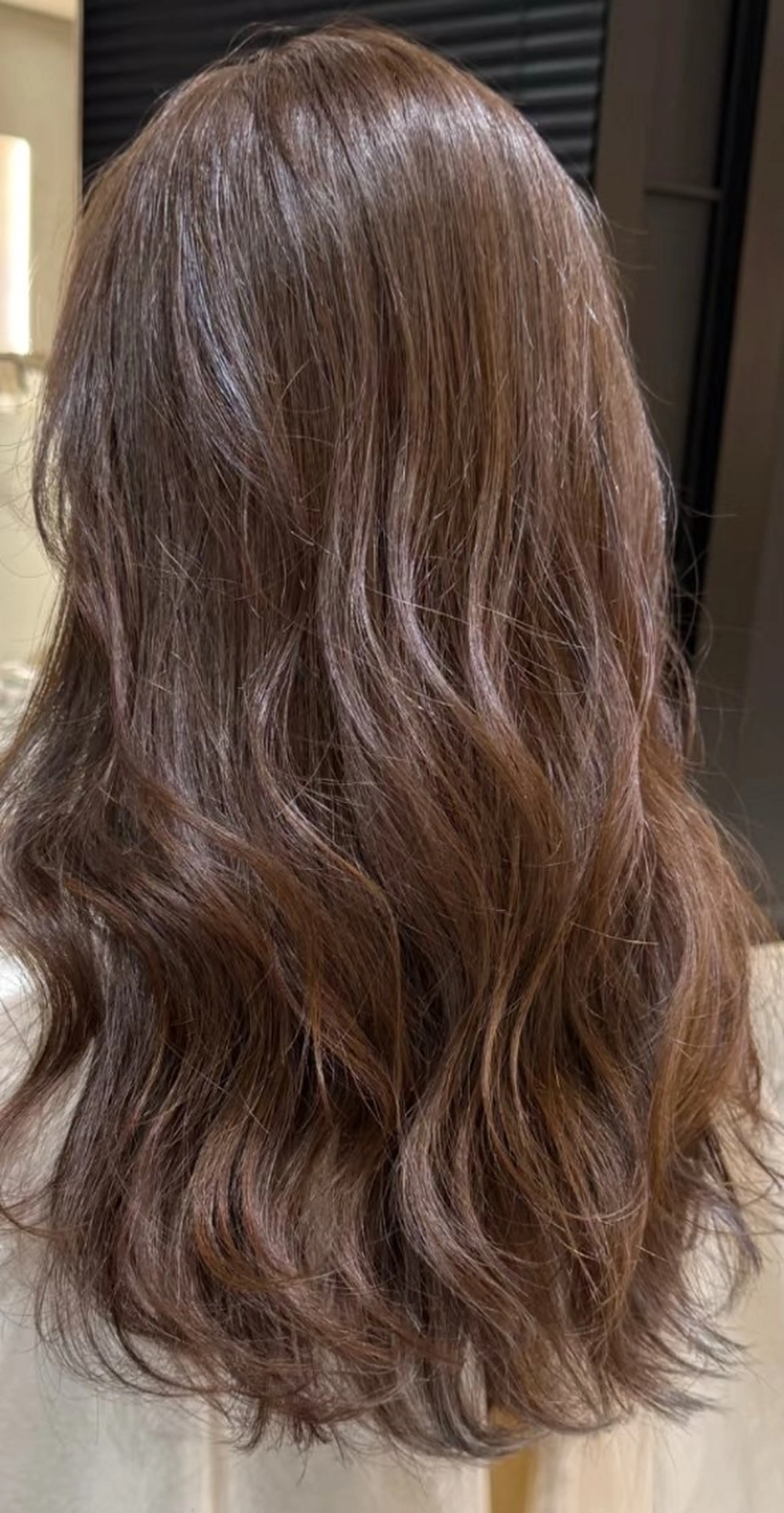 ロング 韓国風レイヤーカラー ライムのヘアスタイル