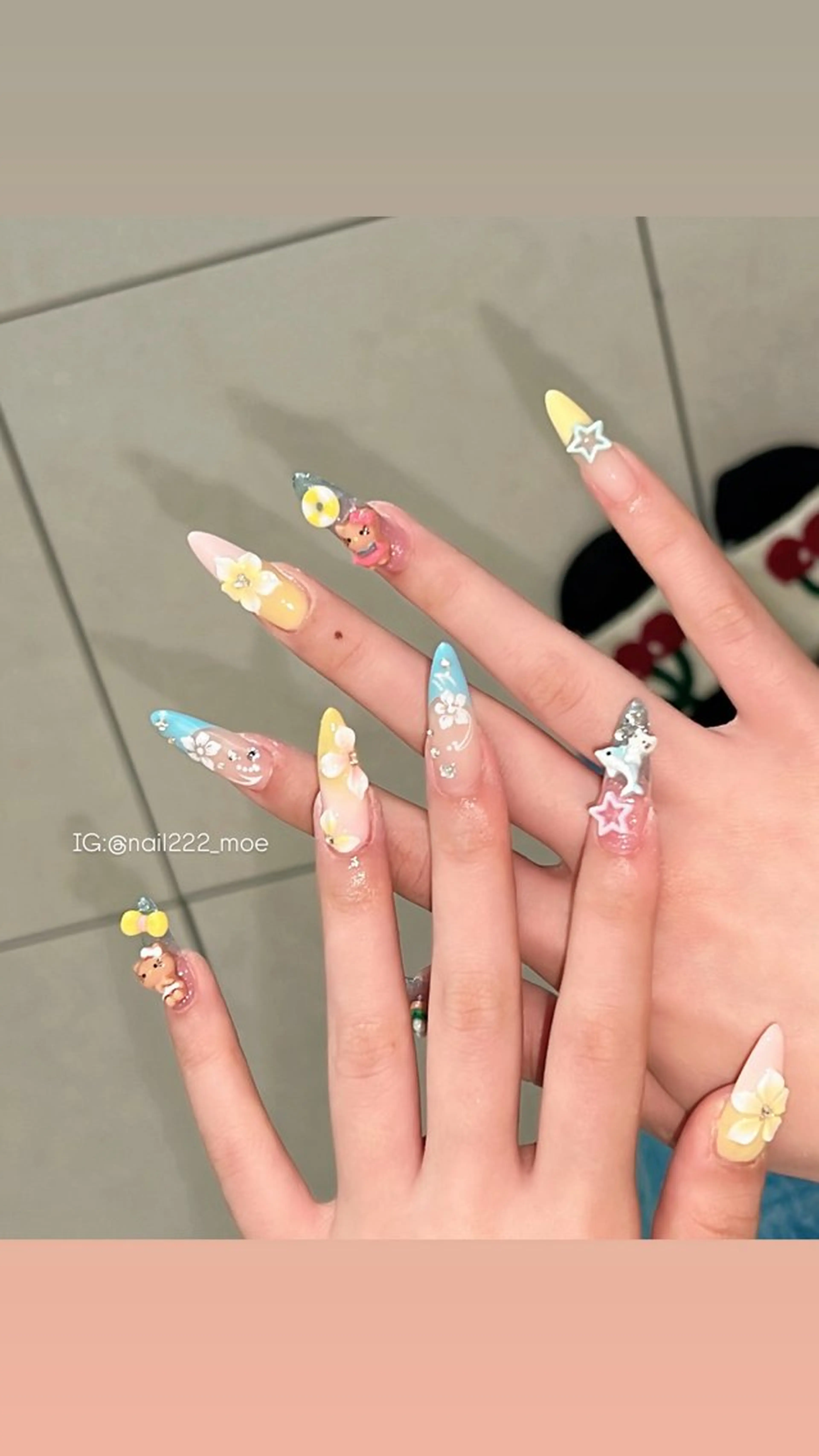 ネイル ハンドネイル ⟡.*222⋰˚☆ MöEのネイルデザイン