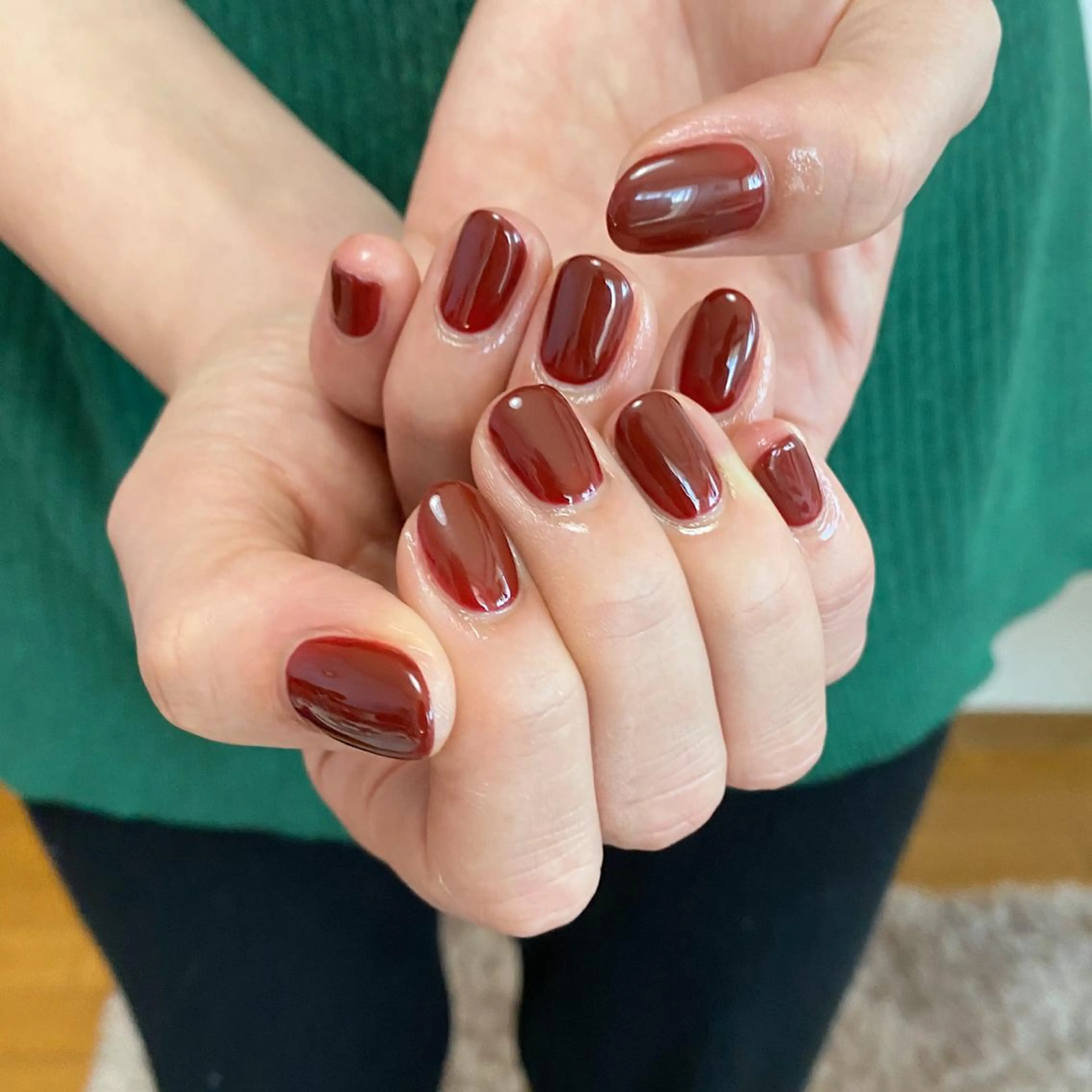 ネイル ボルドー ワンカラーネイル lcoco nailのネイルデザイン