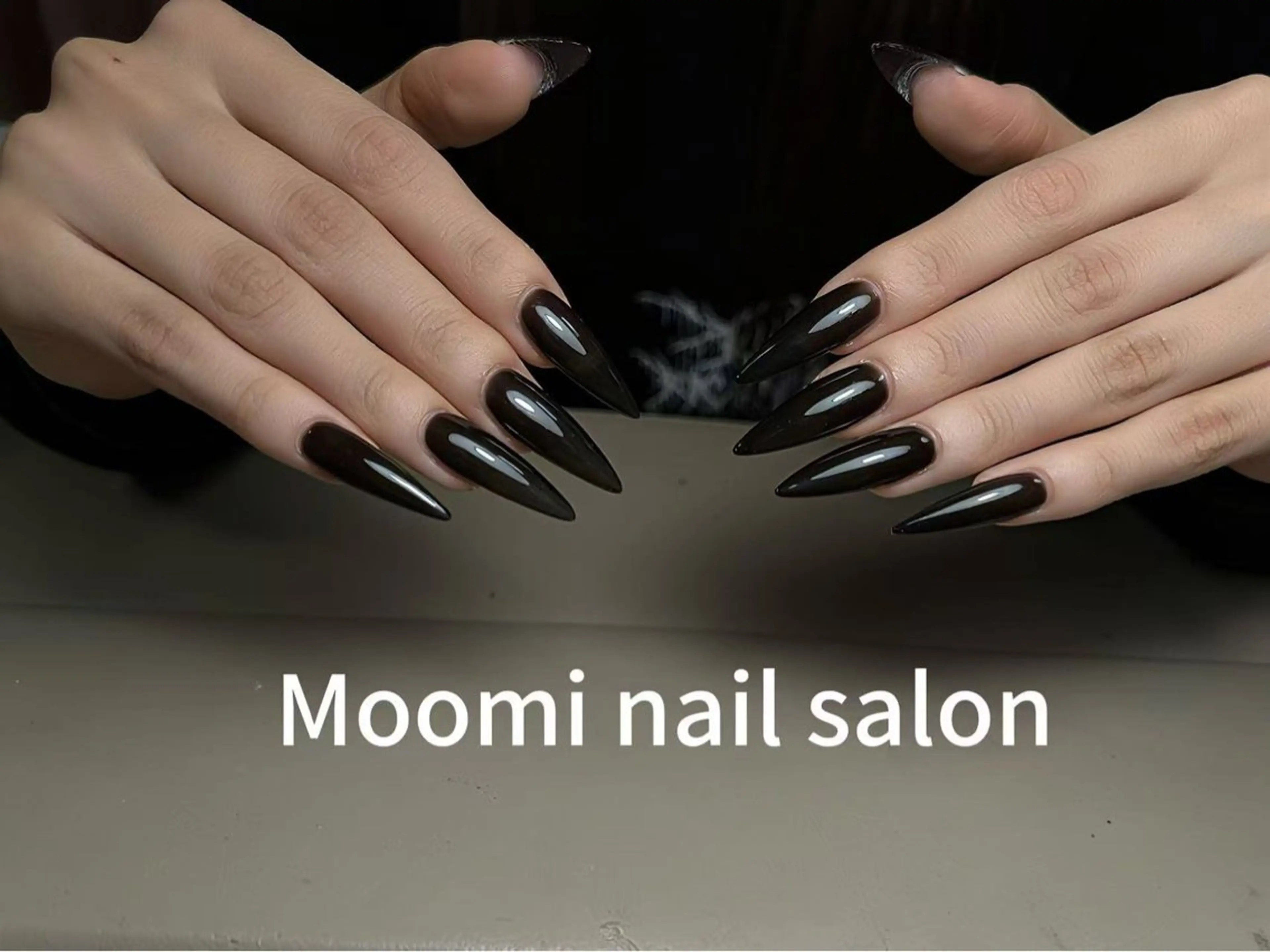 ロング ハンドネイル Moomi nailのネイルデザイン