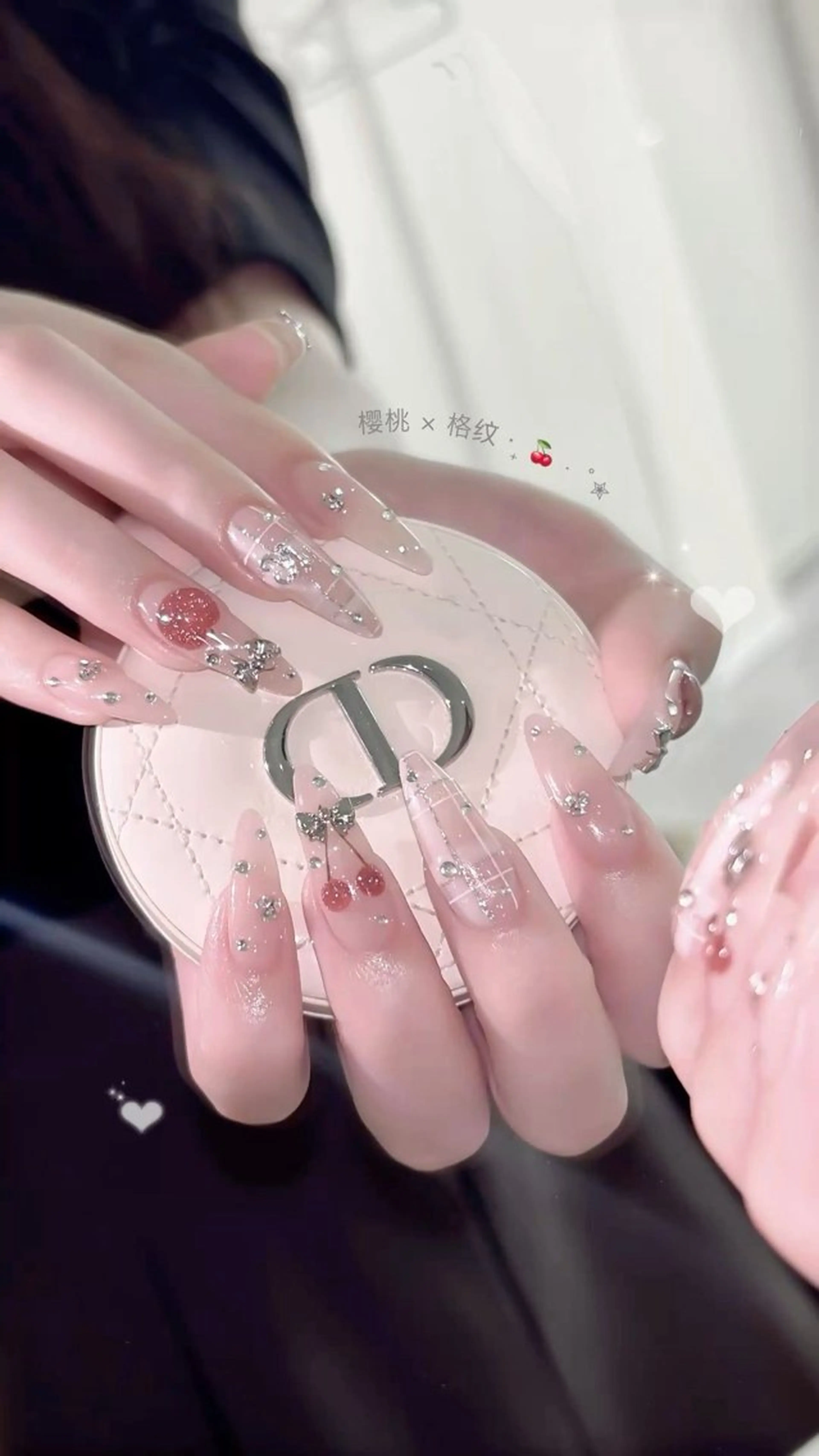 ネイル フレンチネイル キラキラネイル 韓国ネイル シンプルネイル ワンホンネイル ハンドネイル MEI Nailのネイルデザイン