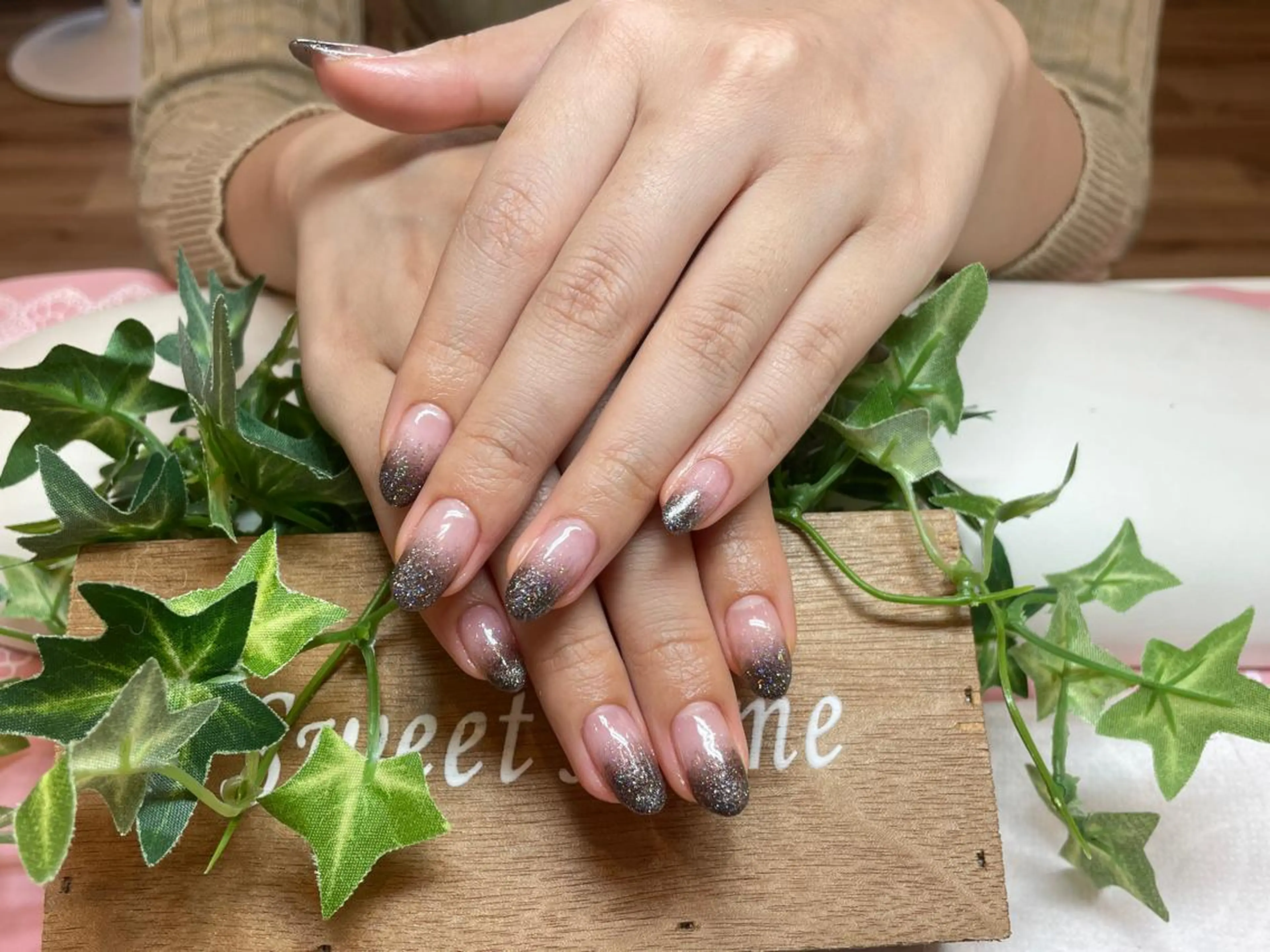 ネイル Ui_Amor (パラジェル)のネイルデザイン