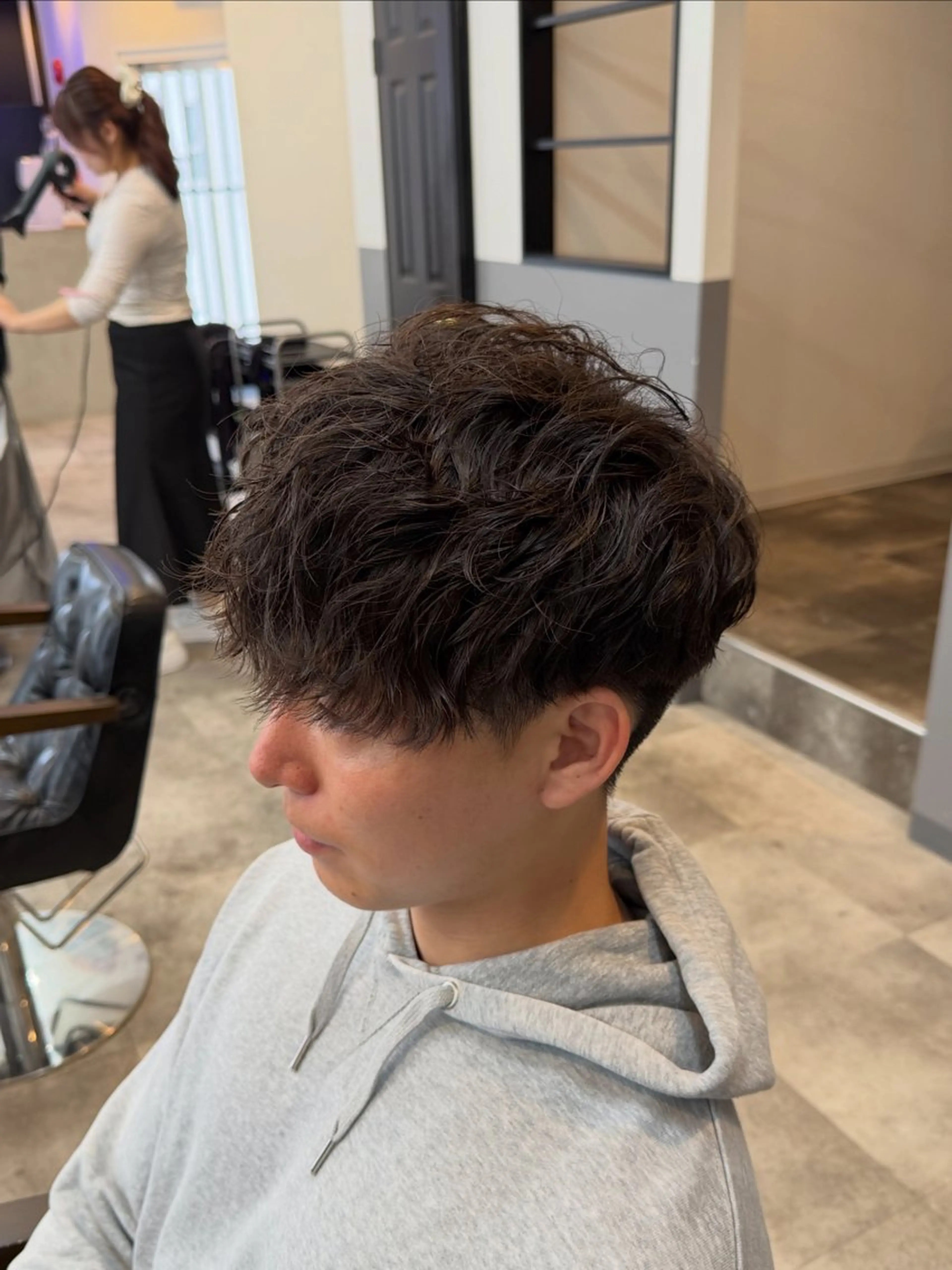 メンズデザインパーマ✖️束感カット✖️眉カットの写真