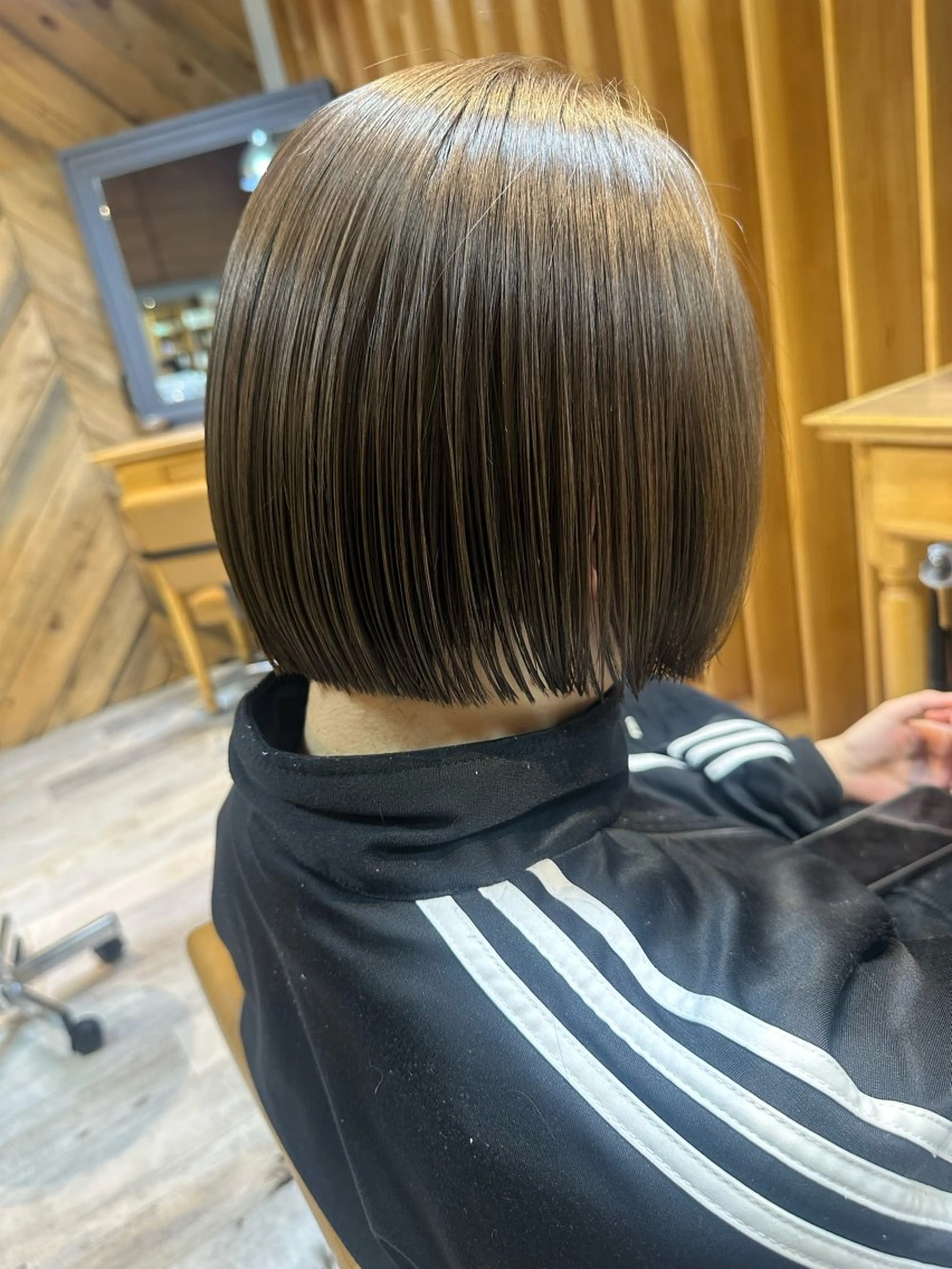 ショート カラー 和田 直也のヘアスタイル