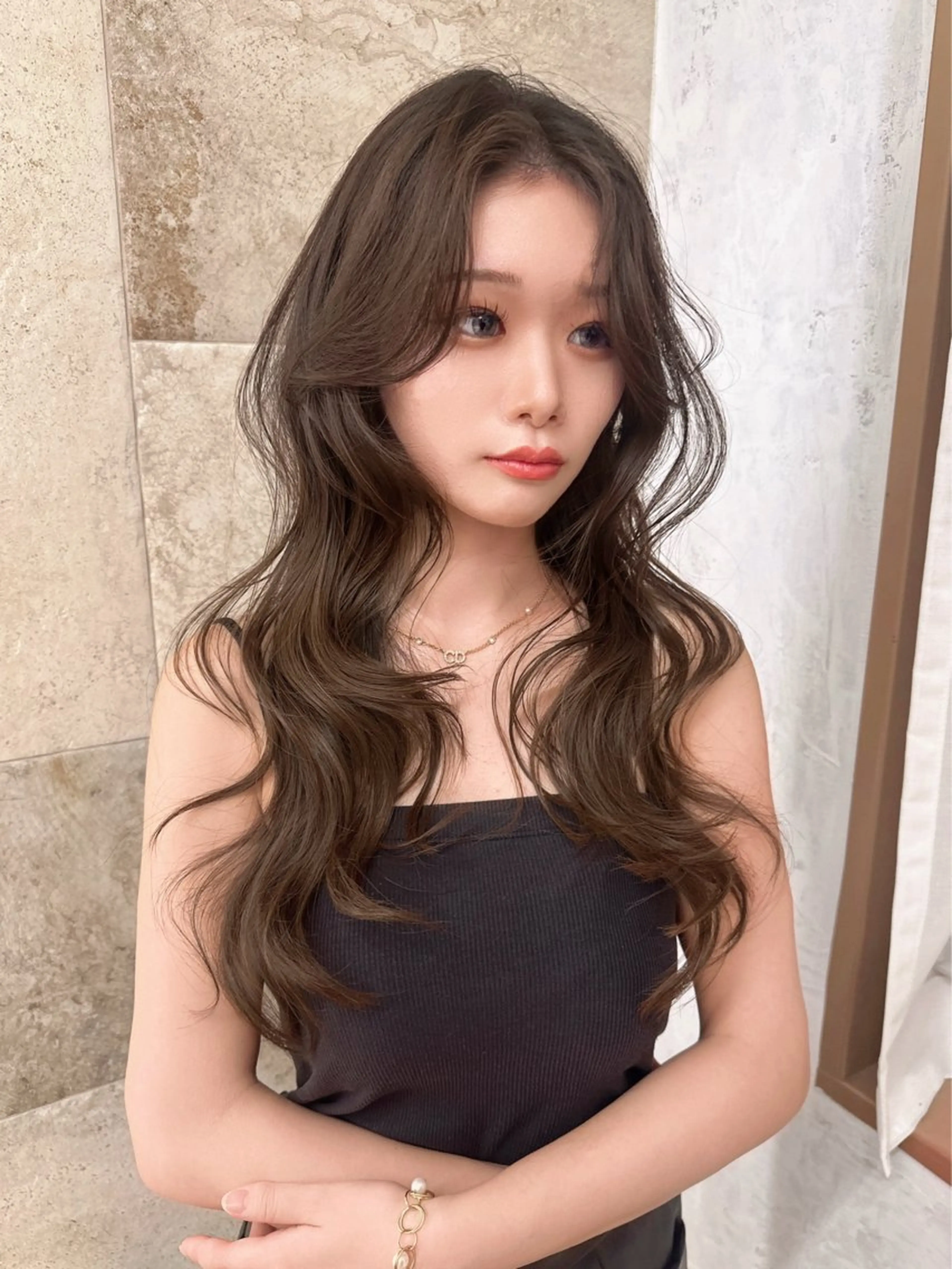 ロング カラー ハッシュカット 荻野 峻輔/レイヤー /ハッシュ/透明感のヘアスタイル