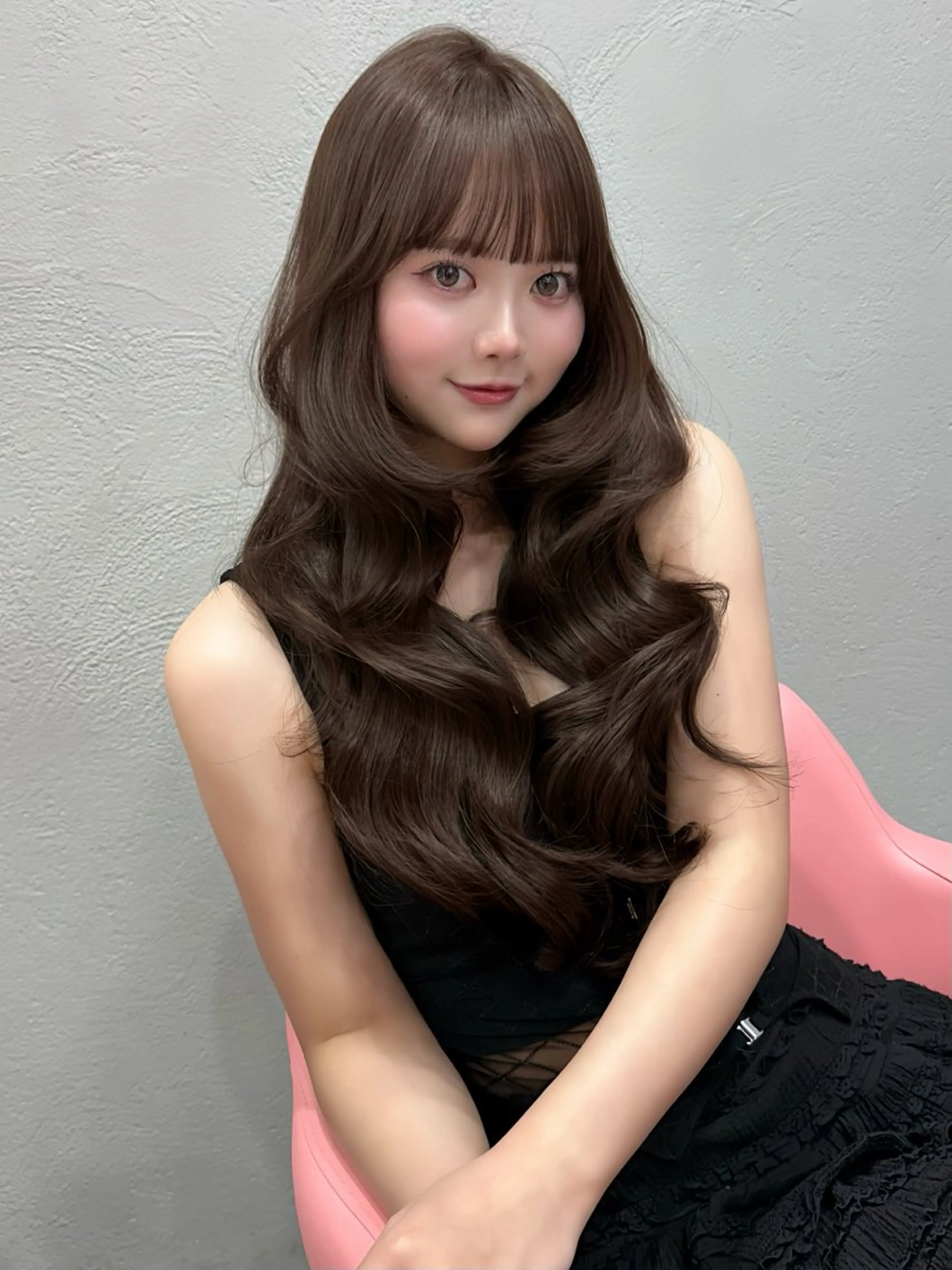 ロング ヘアカラー トリートメント 𝑴𝑶𝑲𝑨渋谷 トレンド韓国ヘア🩷のヘアスタイル