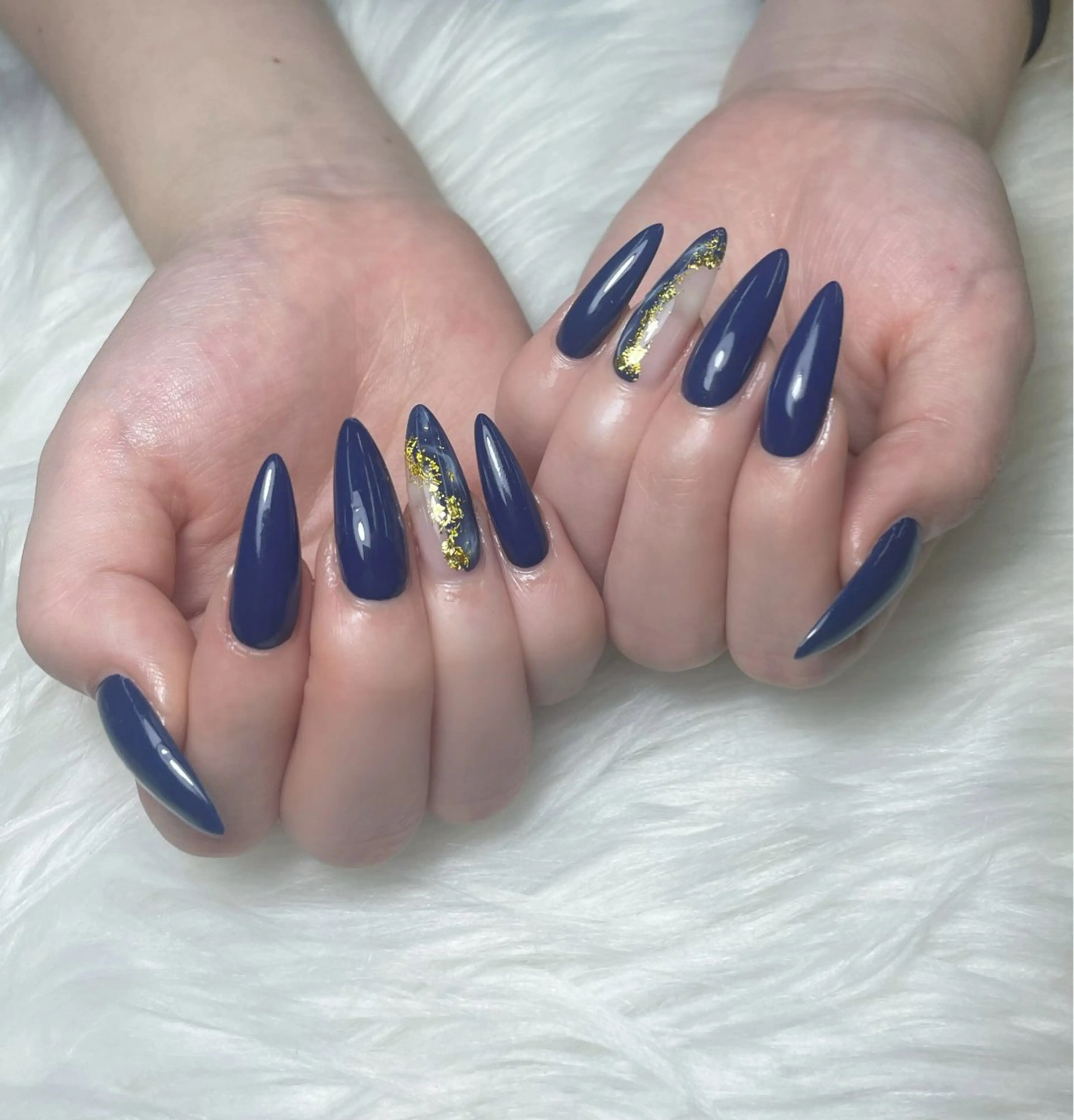 ネイル フットネイル ジェルネイル マグネットネイル 持ち込み ワンカラーネイル ハンドネイル King Nail_Salonのネイルデザイン