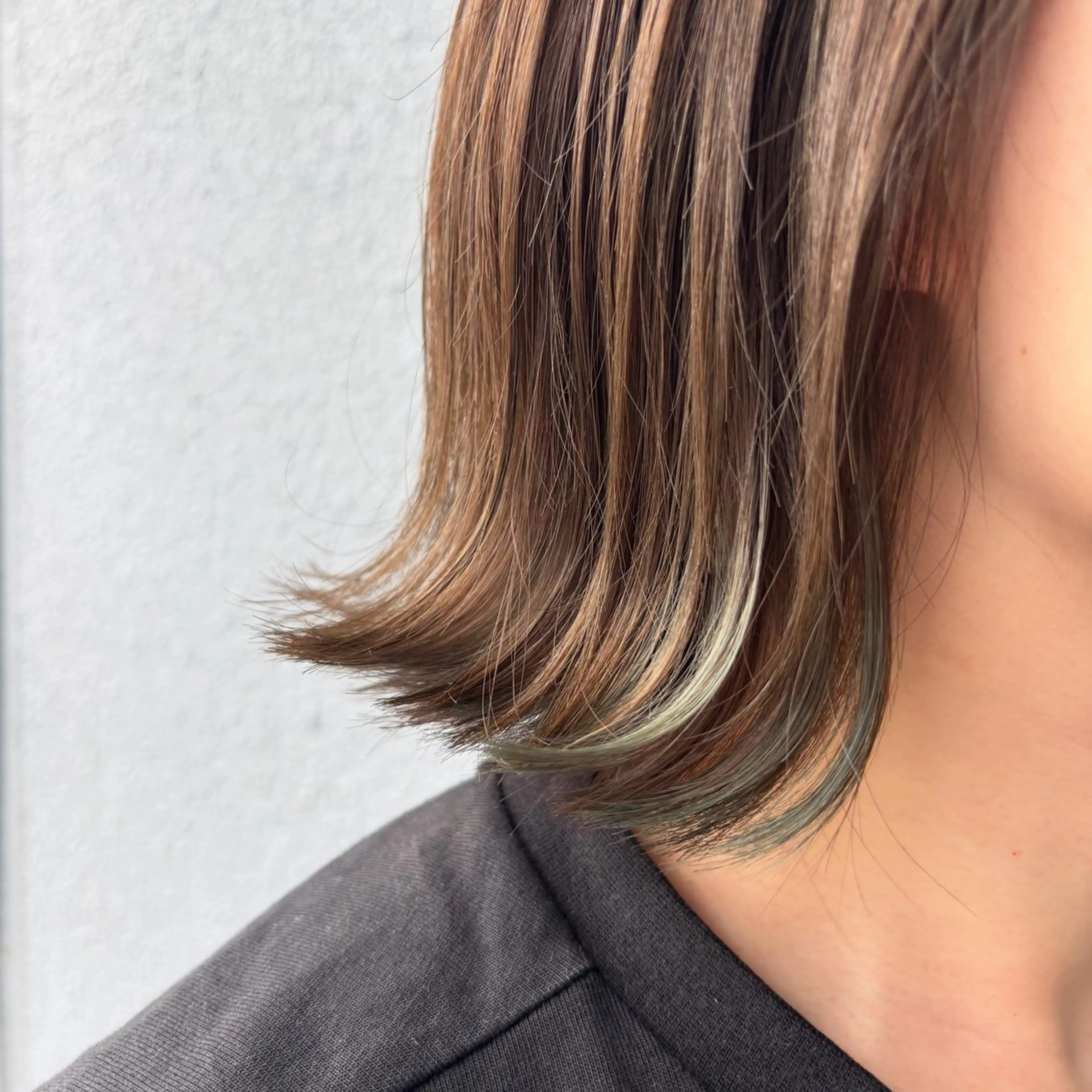 ミディアム ヘアカラー トリートメント 艶•透明感カラー フィーシーのヘアスタイル