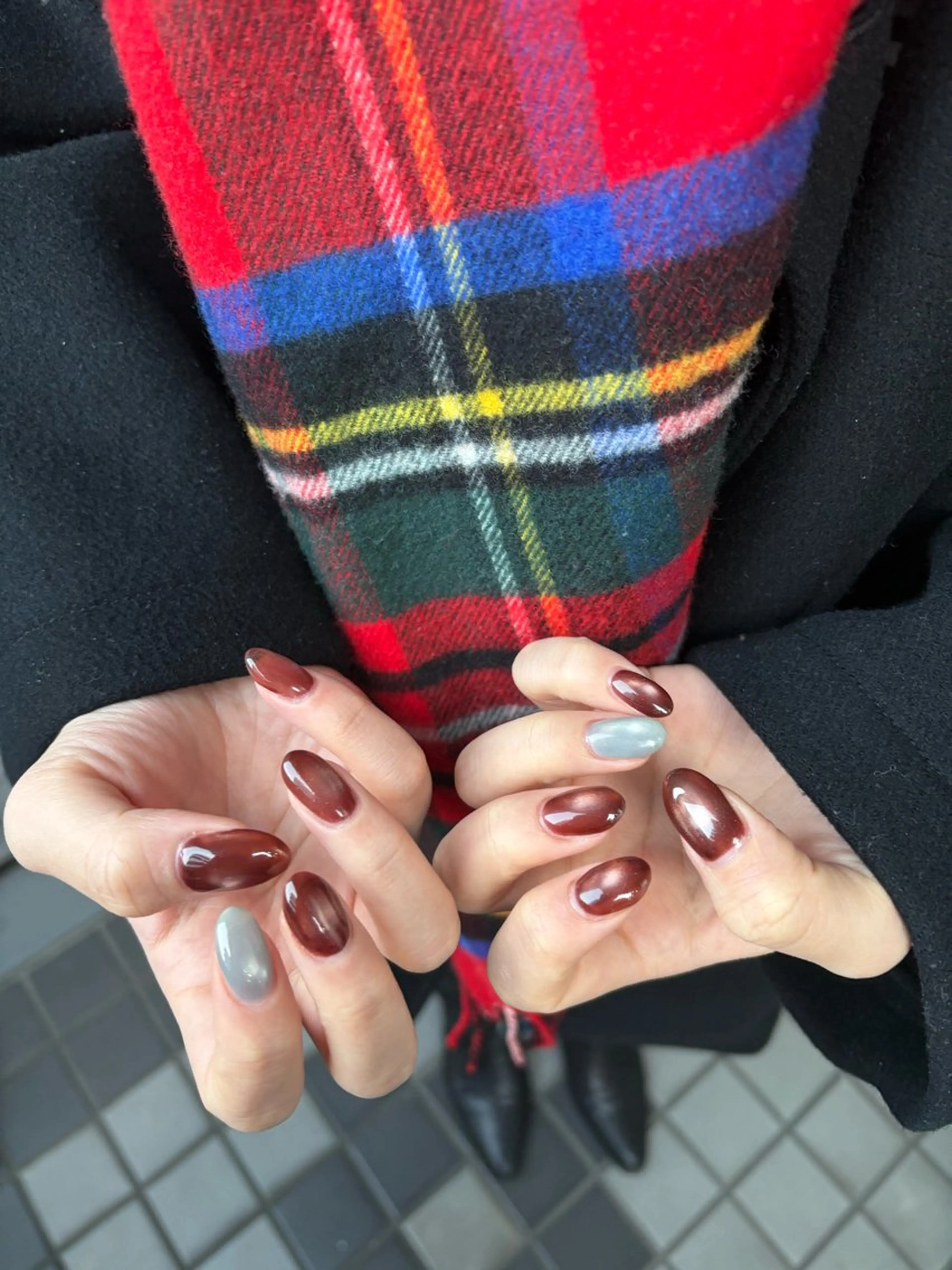 ネイル ブルー ブラウン ハンドネイル Bianca Yoshidaのネイルデザイン