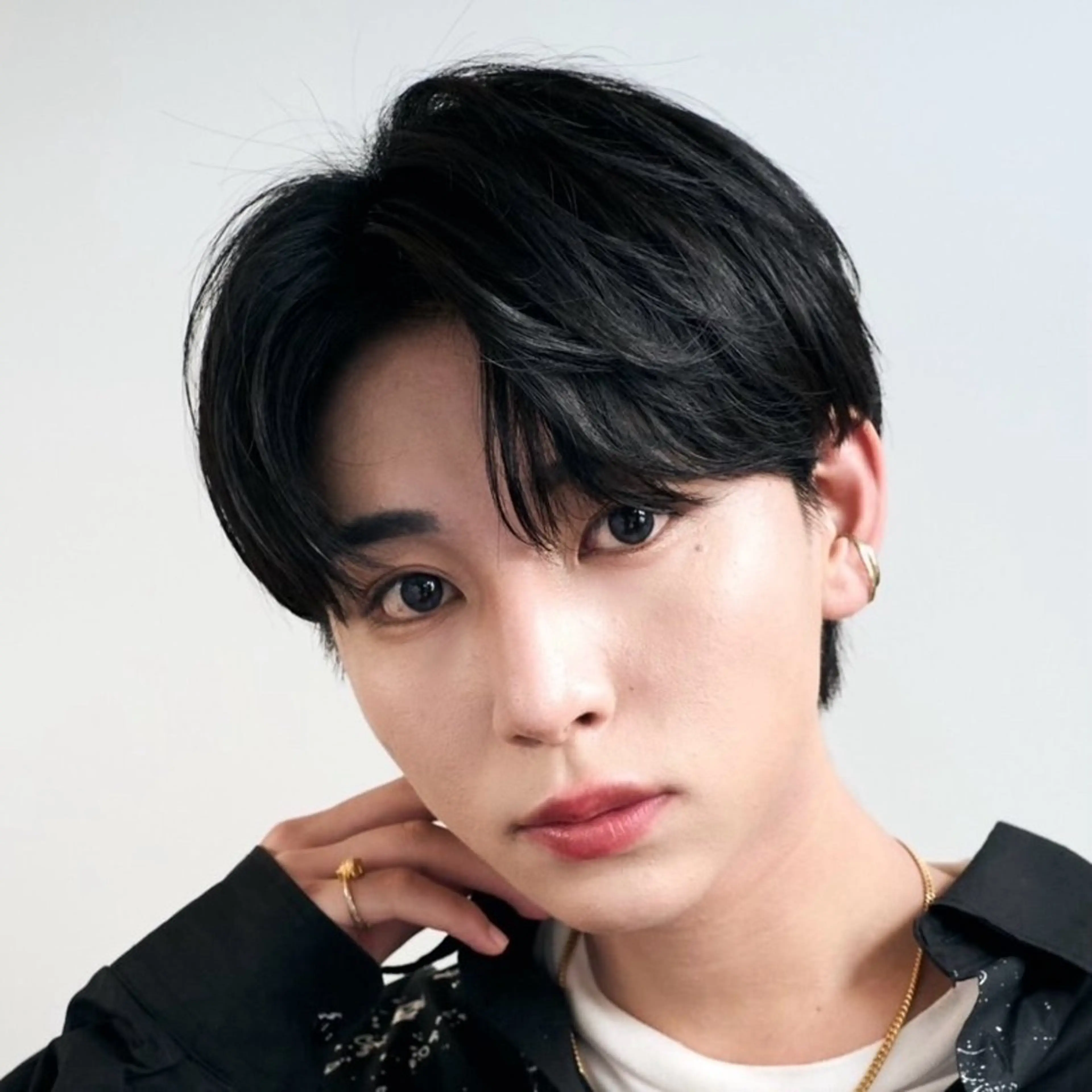 パーマ メンズ メンズブリーチ ダウンパーマ メンズハイトーン カルマパーマ メンズ韓国風 カット トリートメント ヘッドスパ 【メンズ特化⚡️】 曲がる矯正/千原涼麻のヘアスタイル