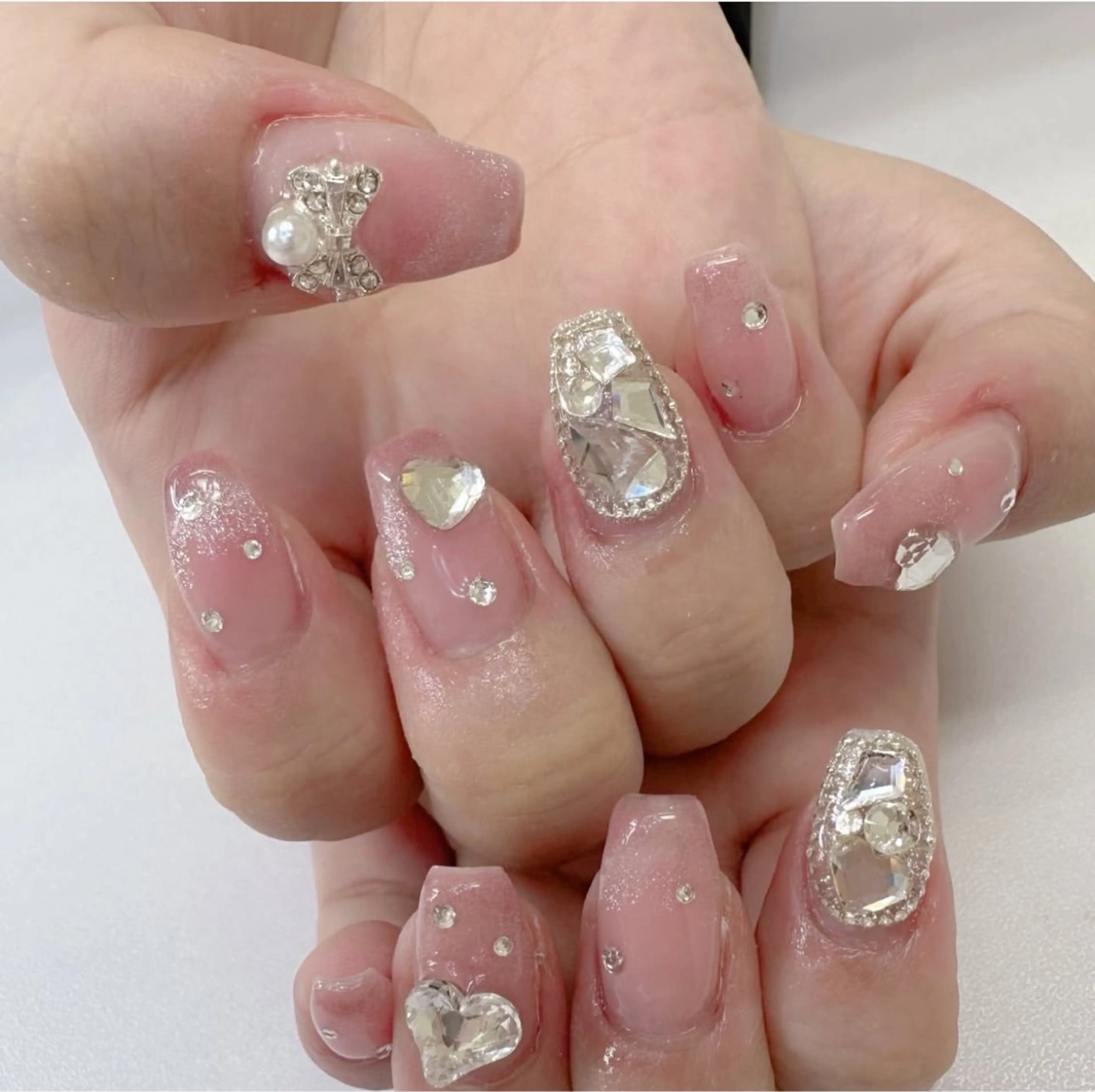 ネイル アートネイル フラワーネイル フレンチネイル ジェルネイル グラデーション ハンドネイル Ryu Nail NekoChanのネイルデザイン