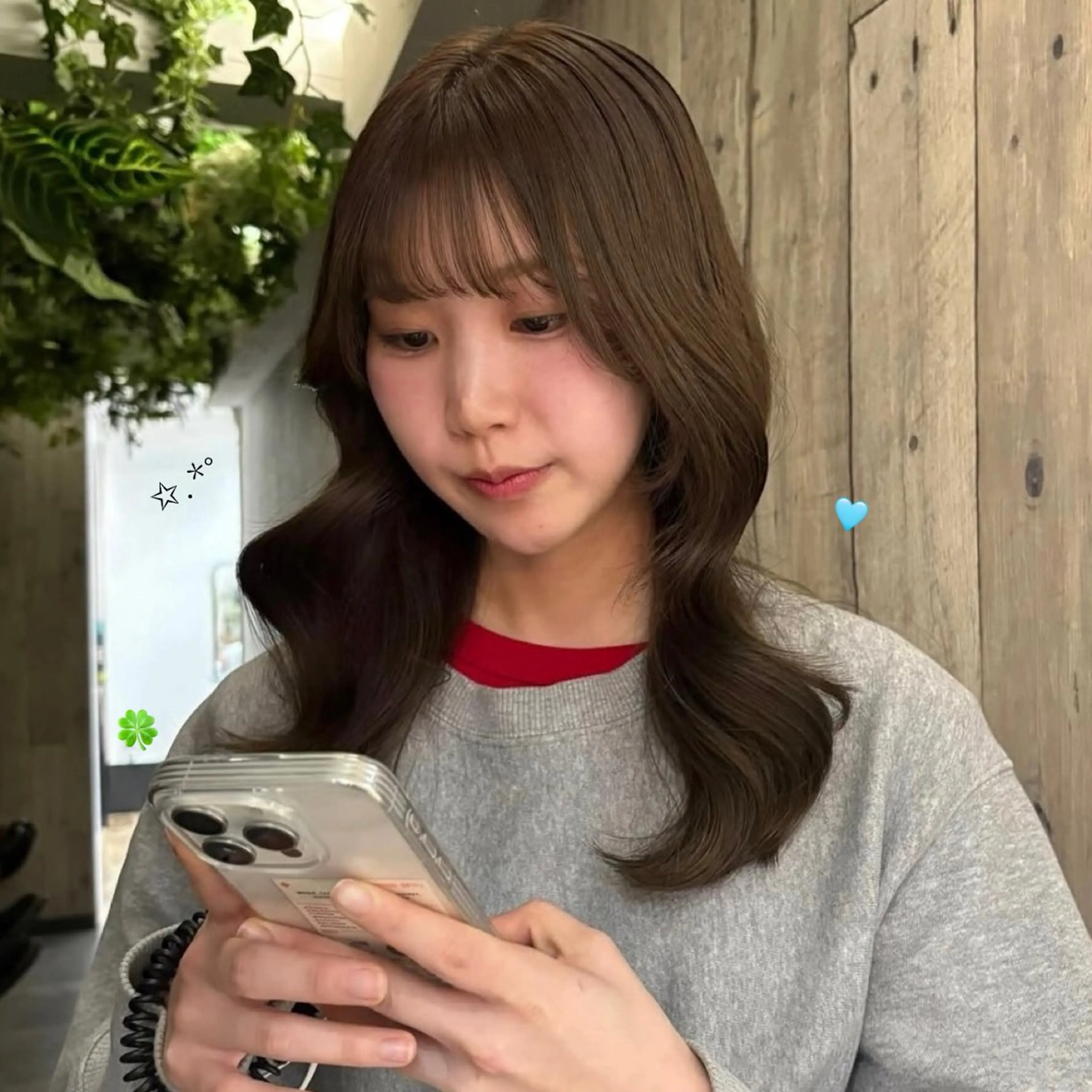 セミロング カラー ヘアアレンジ ヘアカラー スズナ♡ 透明感カラー✩.*˚のヘアスタイル