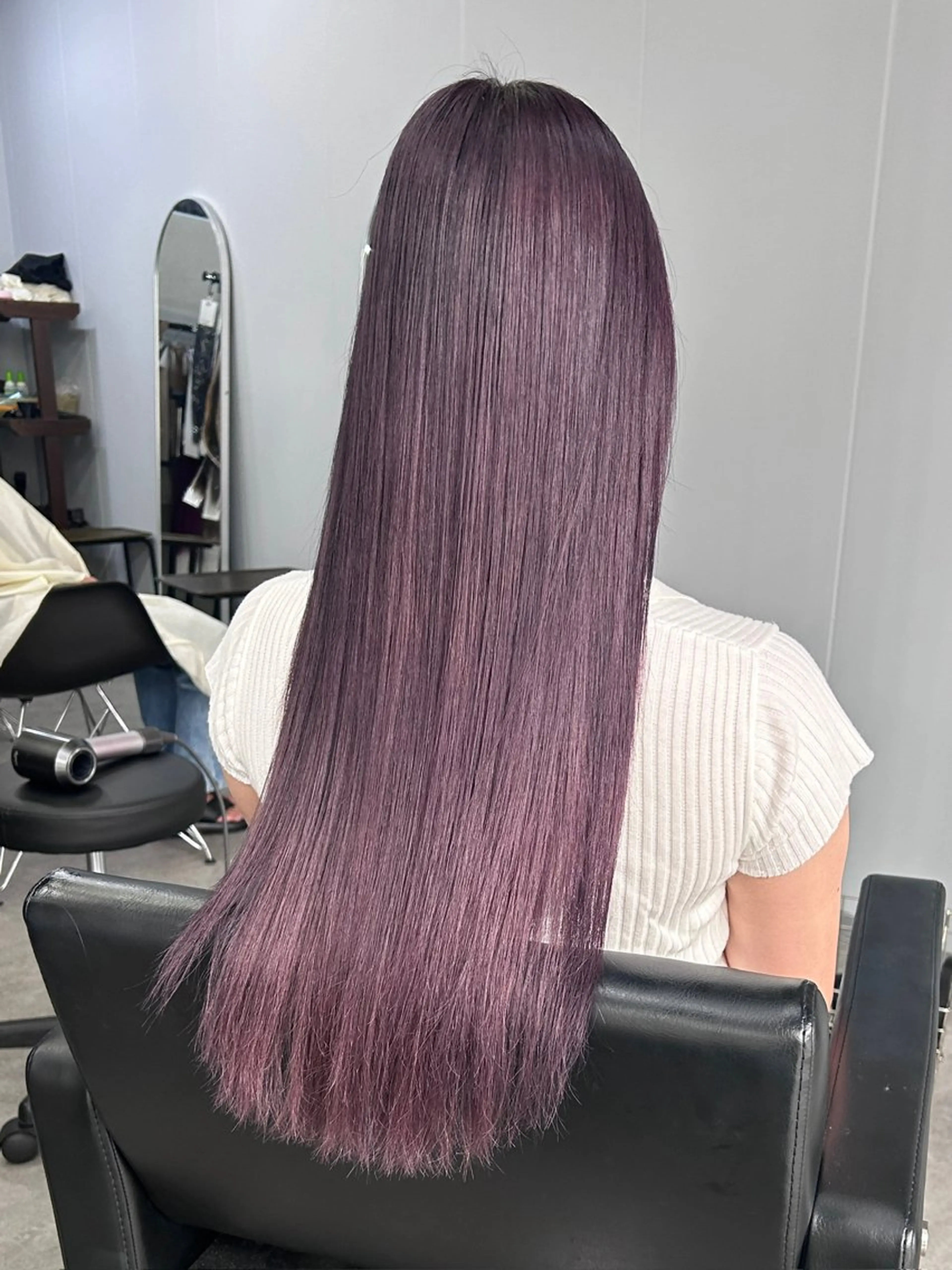 ロング パープルカラー ヘアカラー shiga mariaのヘアスタイル