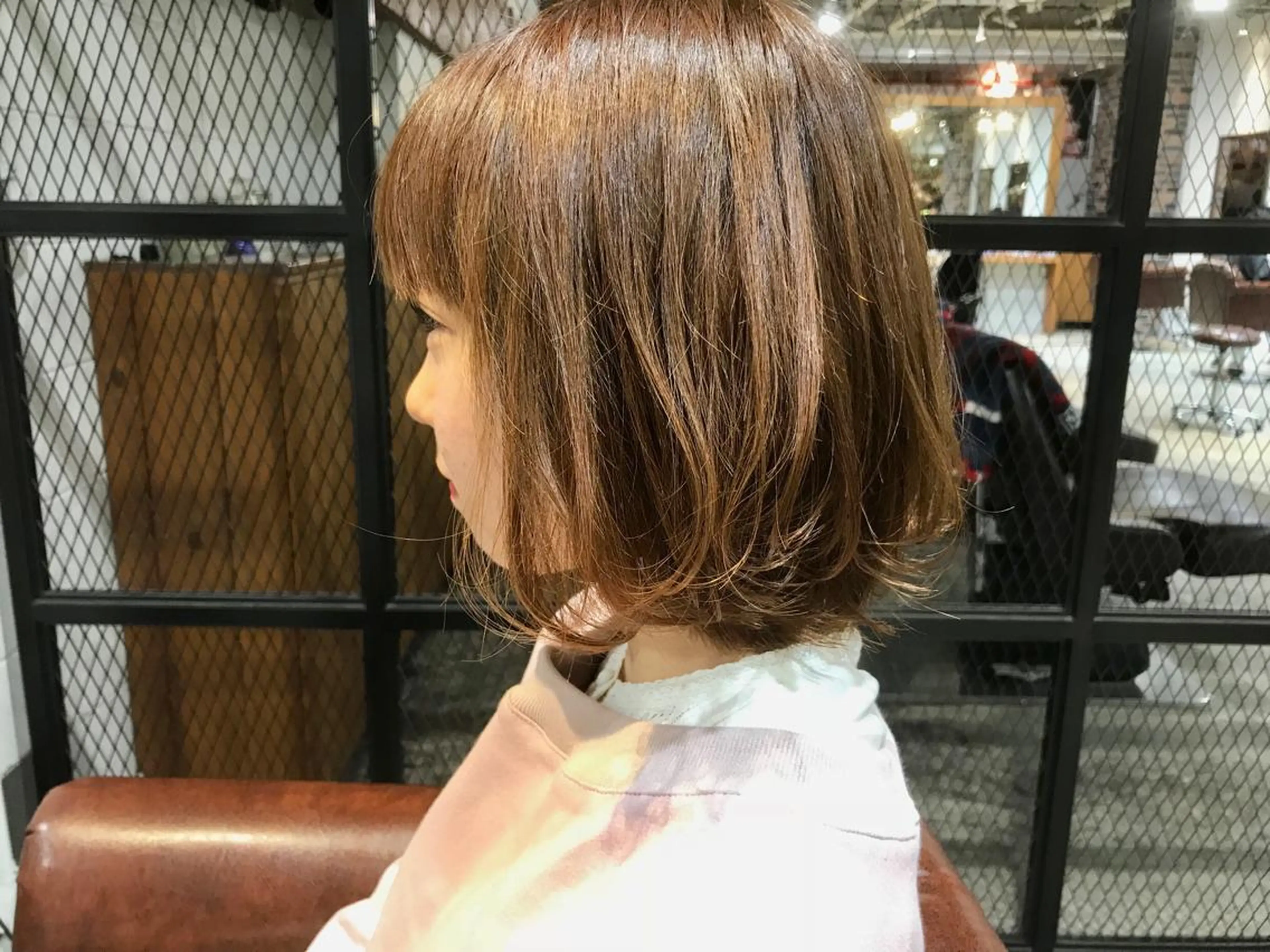 ショート カラー アッシュ ベージュカラー ブリーチ ブリーチなしカラー 竹嶌 健吾のヘアスタイル