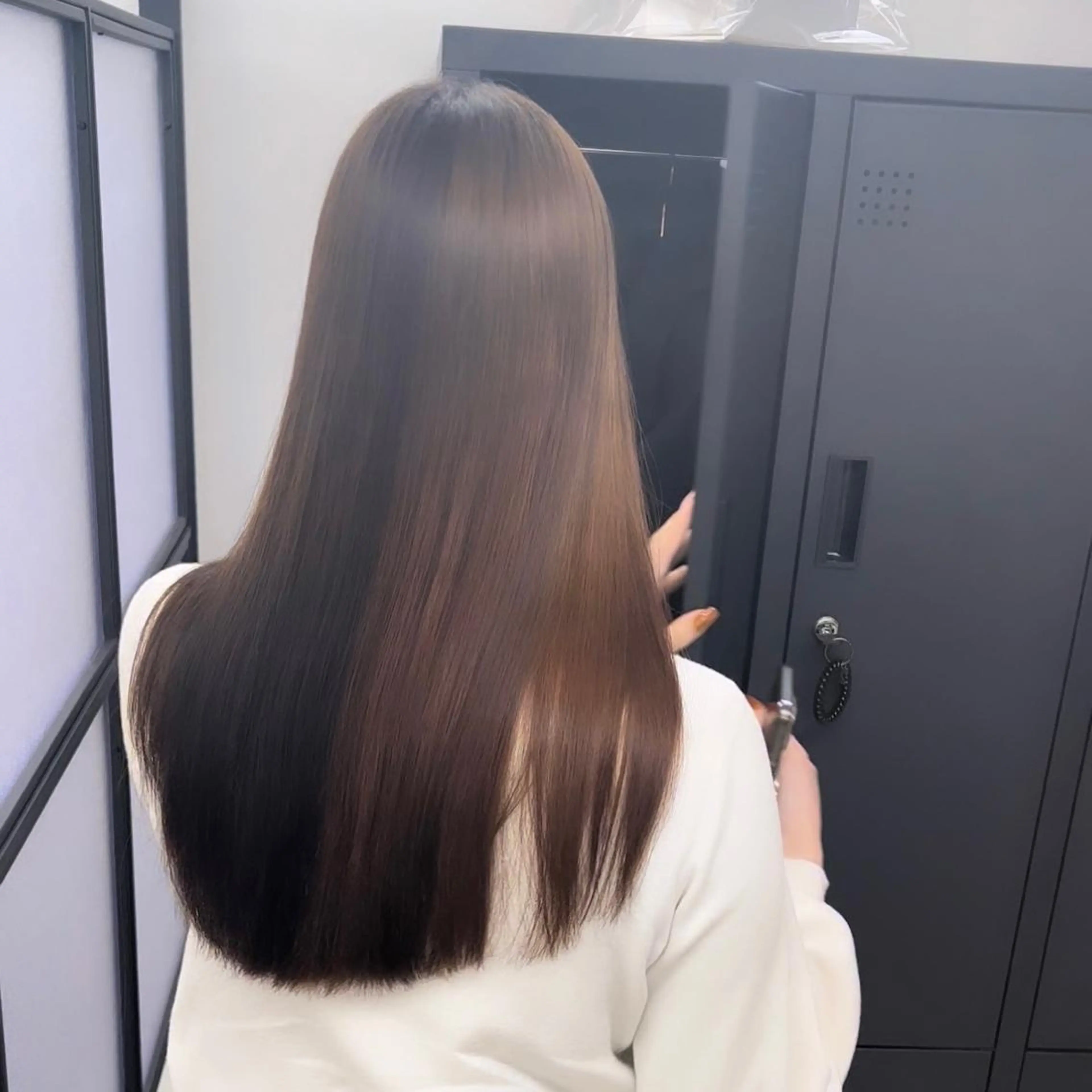 セミロング カラー ブリーチ 縮毛矯正 Uno. 本気で ヘアに悩む方へ✨のヘアスタイル