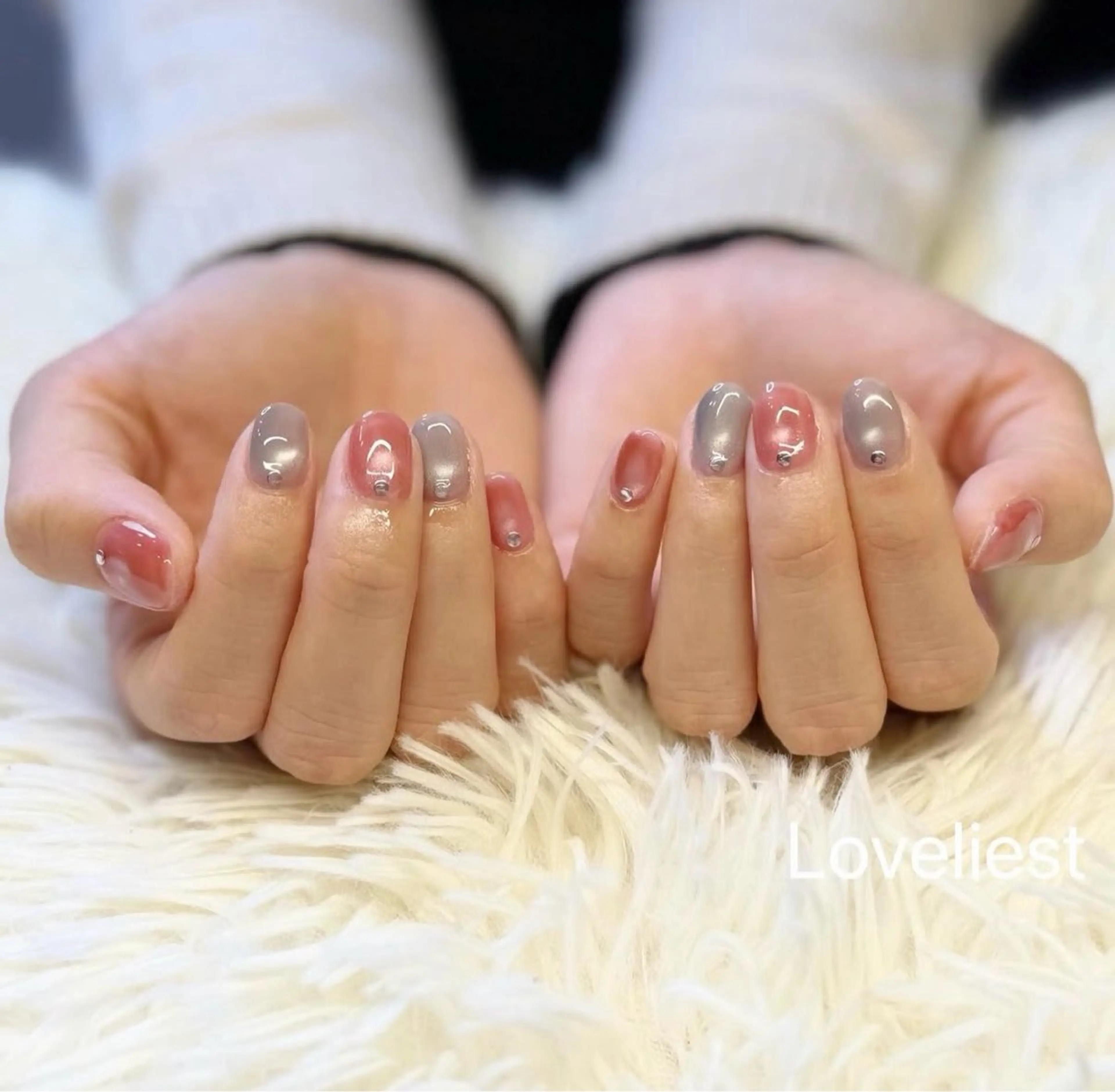 ネイル 須藤 紗彩のネイルデザイン