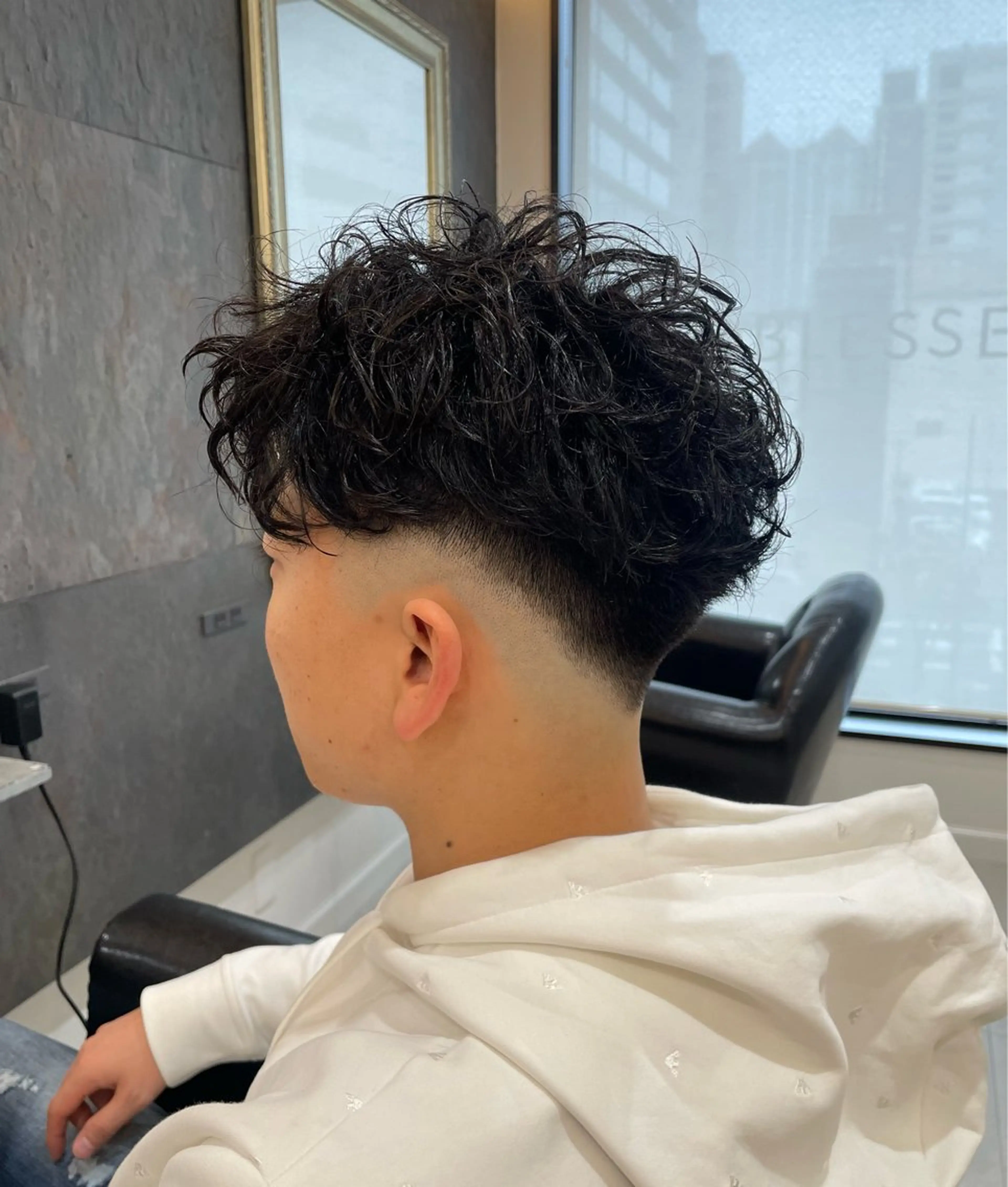 ショート メンズ フェードカット メンズ特化🔥再現度 高カット/パーマ/元のヘアスタイル