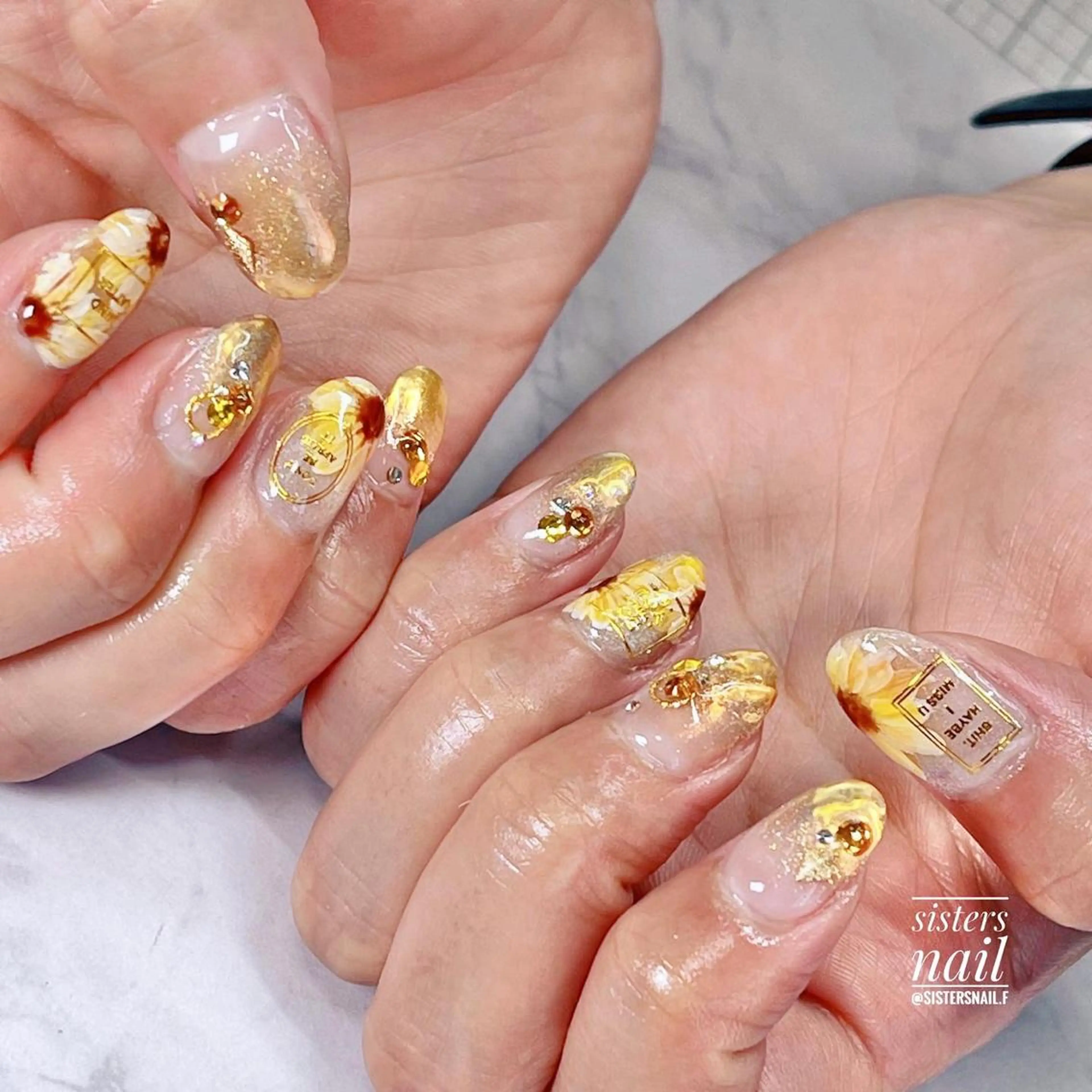 ネイル アートネイル オーロラネイル フラワーネイル グラデーション ラメ(グリッター) sisters nail.fのネイルデザイン