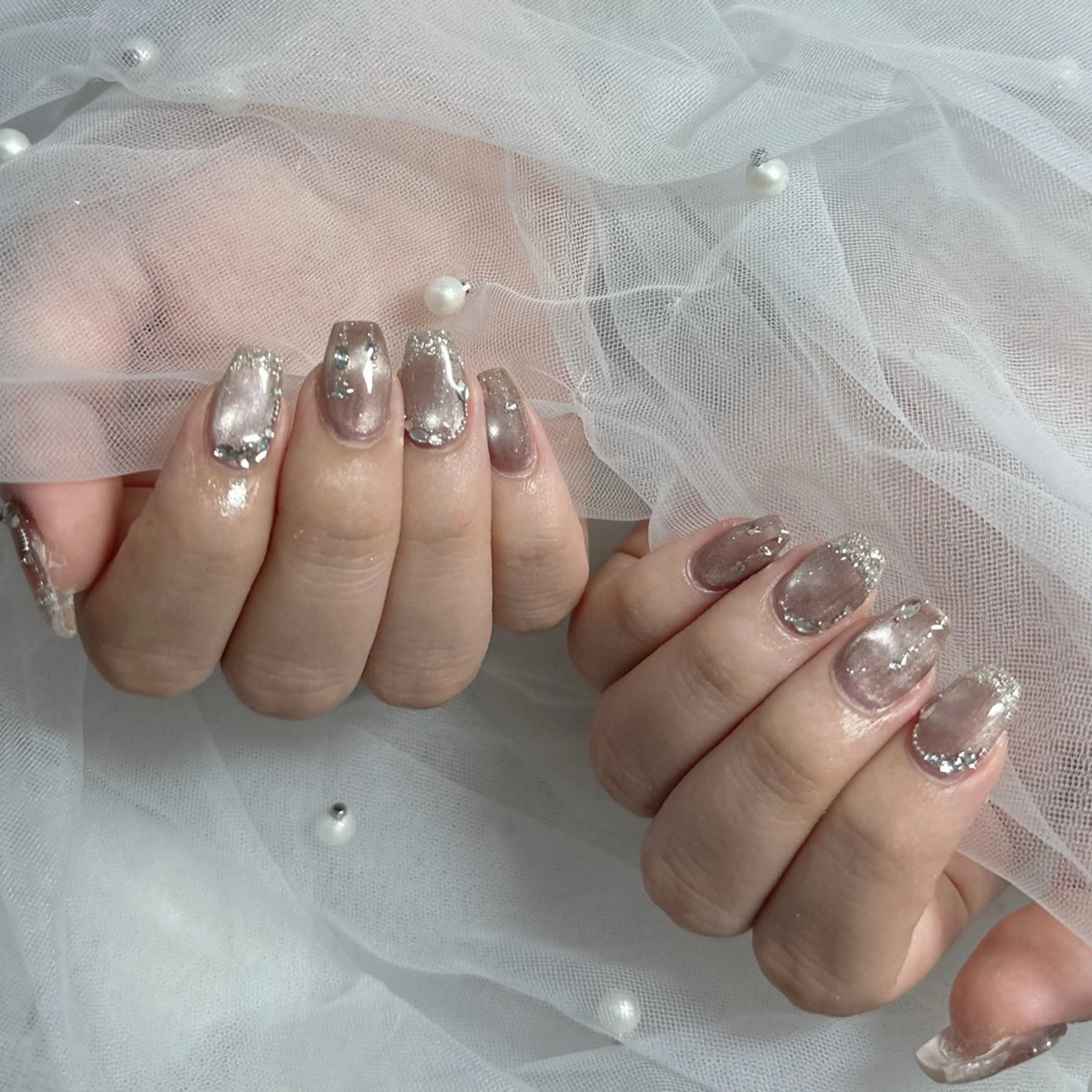 ネイル ハンドネイル フットネイル LAVISH nanamiのネイルデザイン
