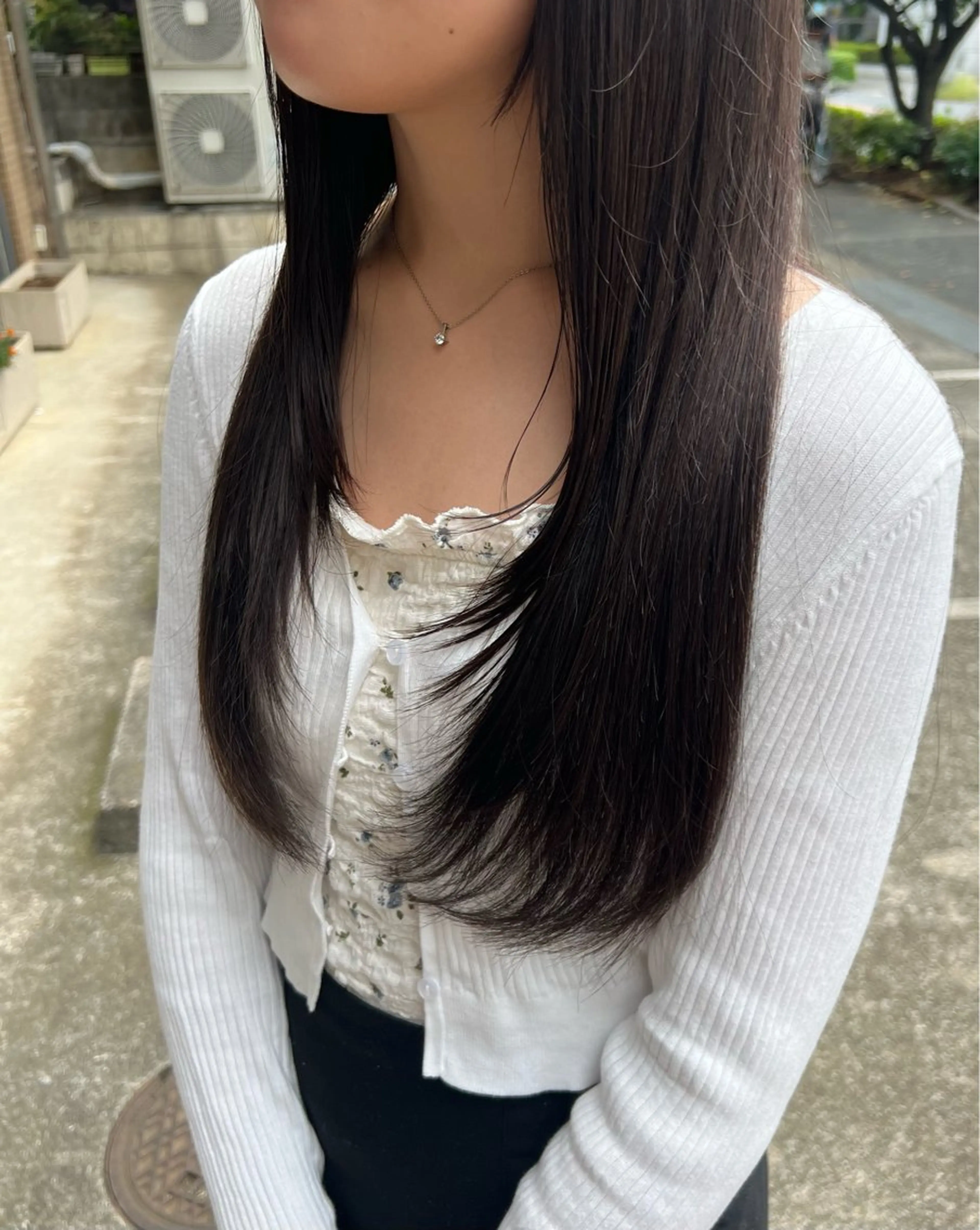 ロング 顔まわりレイヤー 顔周りカット レイヤーカット 透明感カラー/ベージ ュ/HIKARU🌿のヘアスタイル