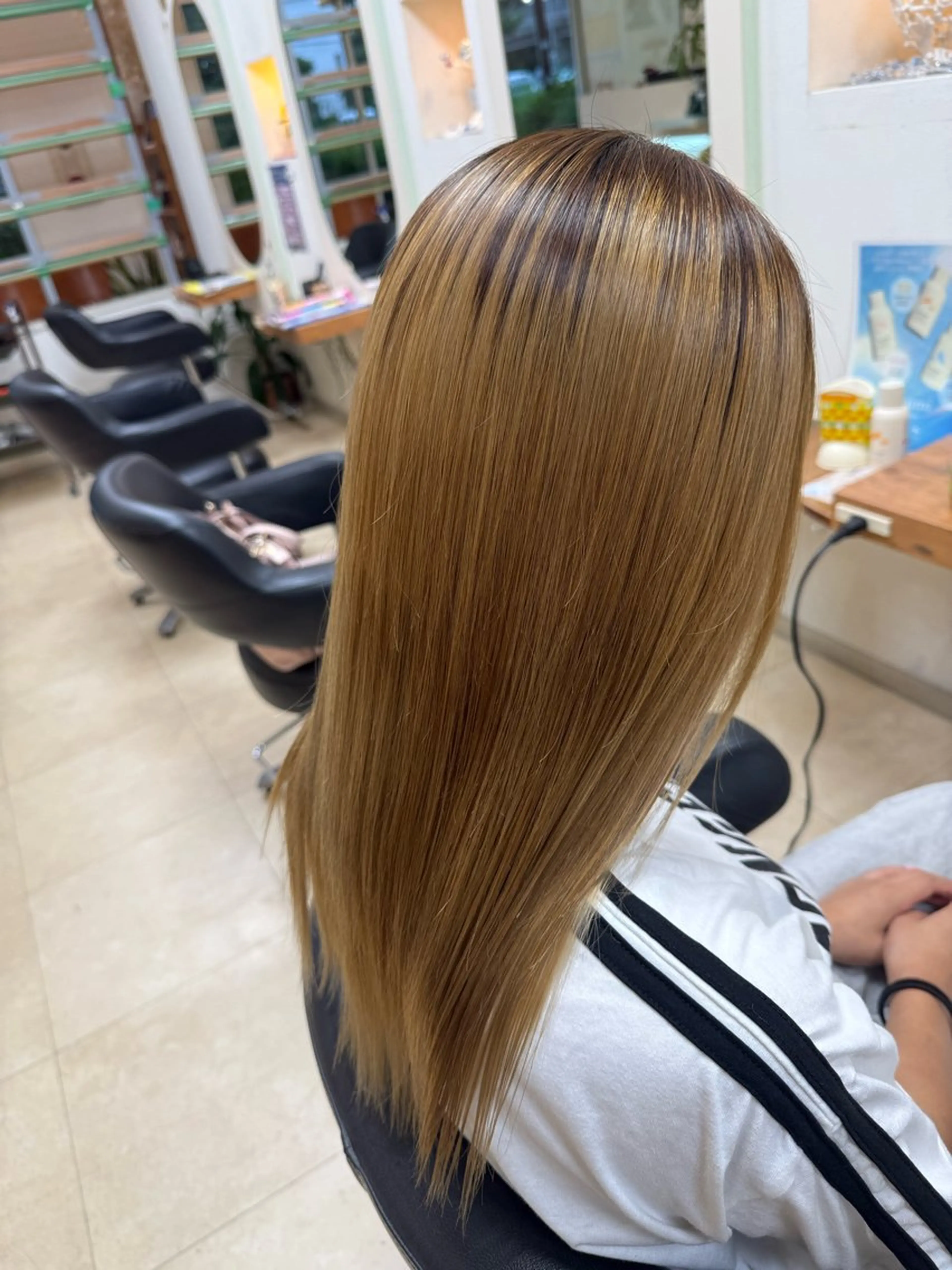 ロング 縮毛矯正 坂田 椋のヘアスタイル