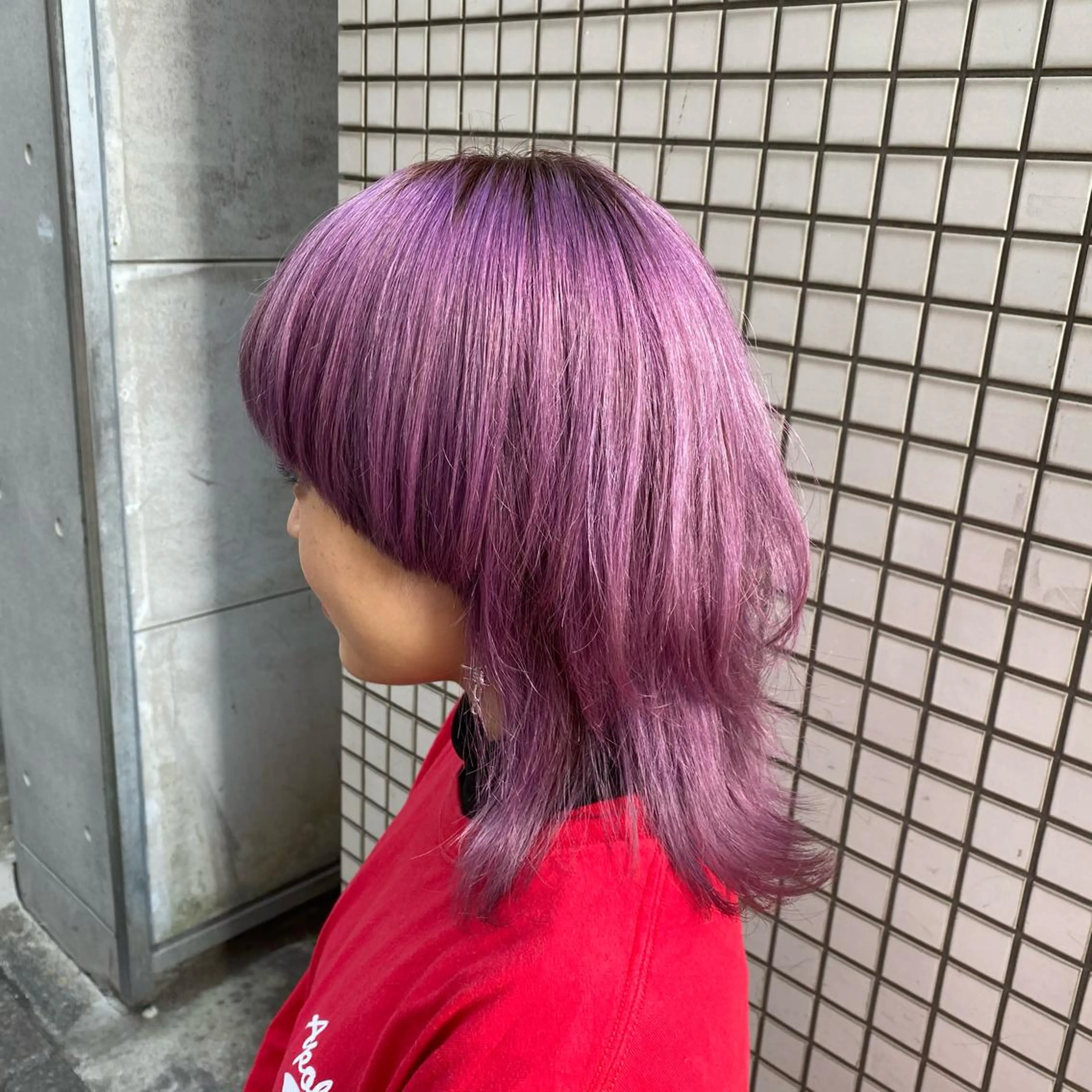 ミディアム 伊東 彩花のヘアスタイル