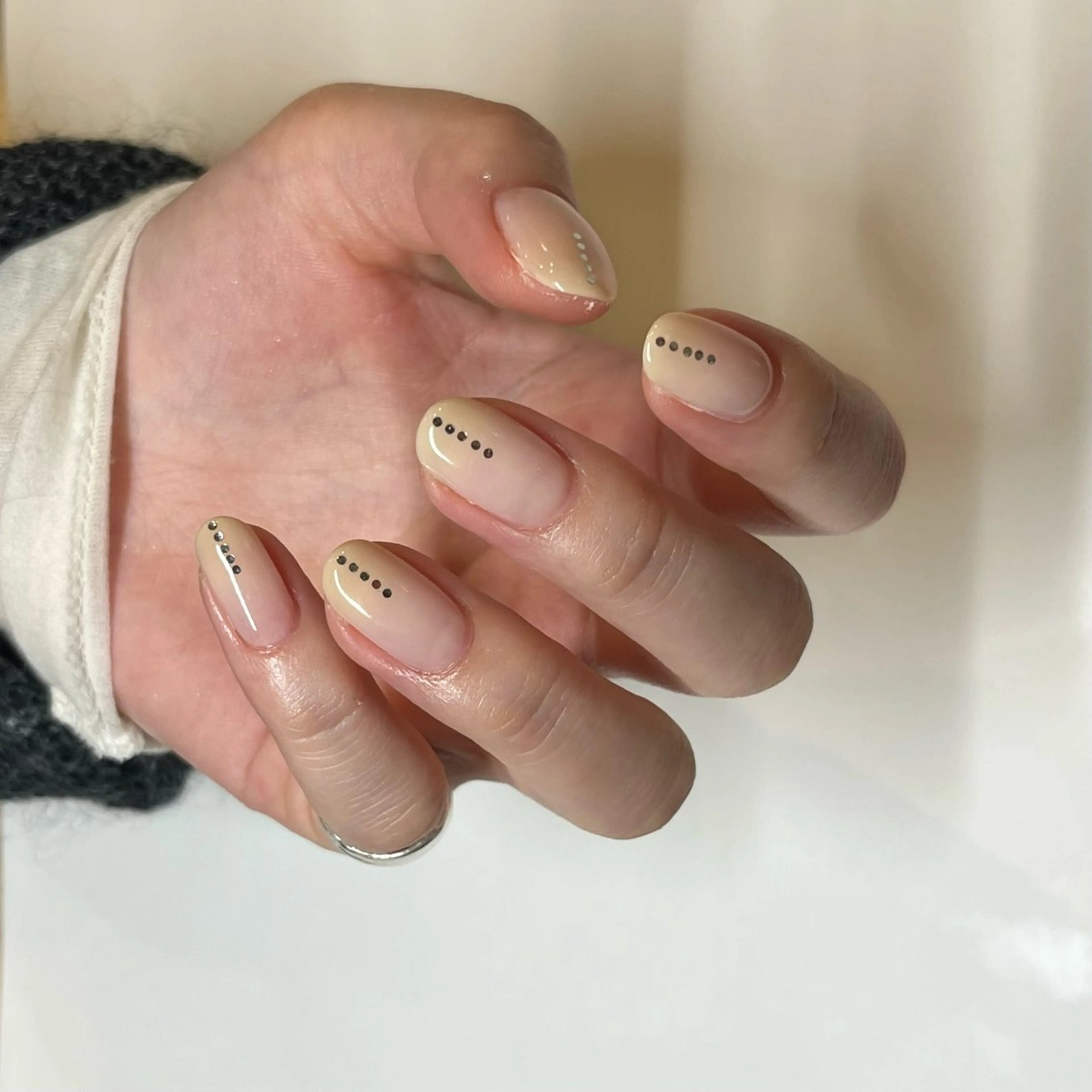 ネイル シンプルネイル mitsuki / Manonのネイルデザイン