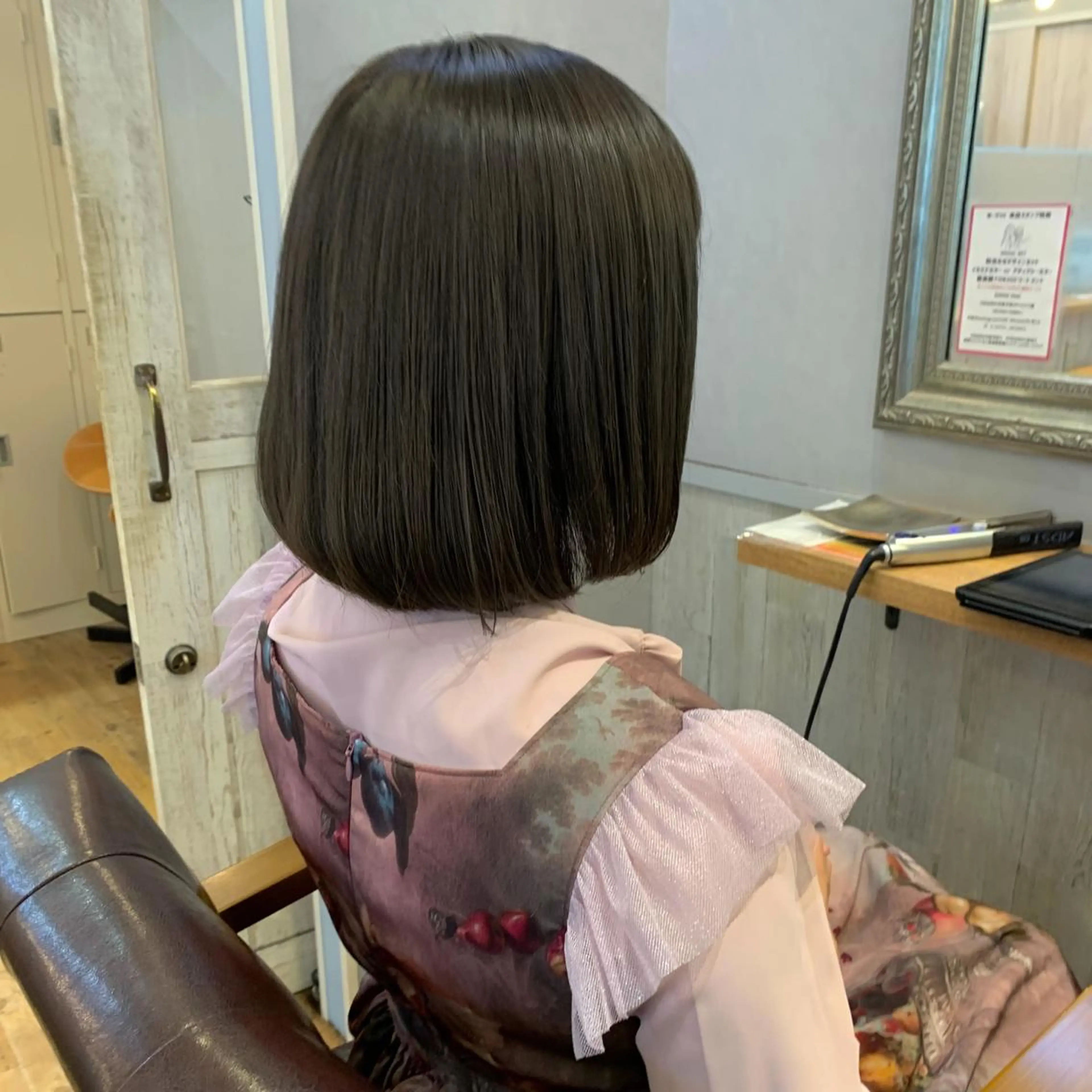 ミディアム カラー オリーブカラー 淡色ふんわりhair 新宿satomiのヘアスタイル