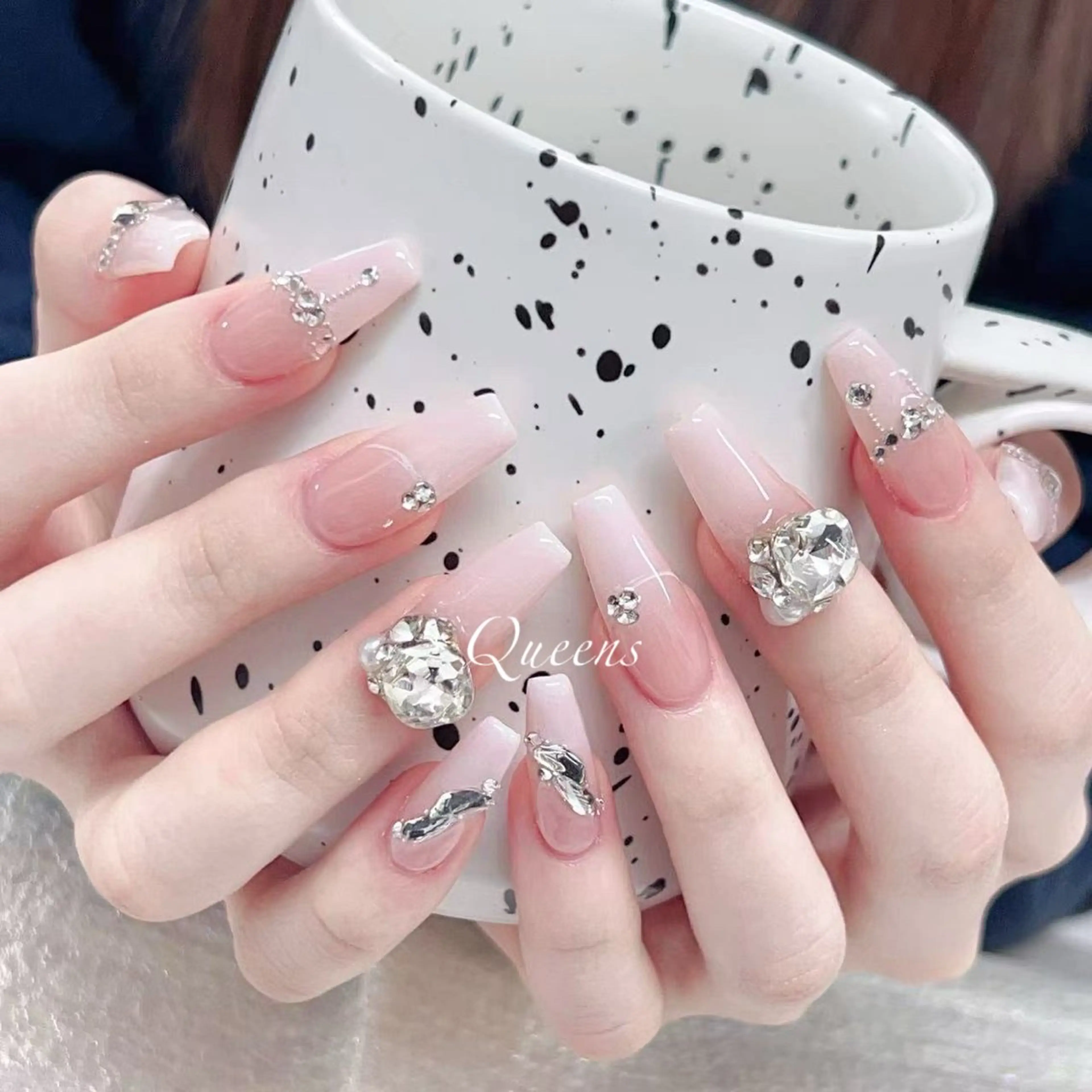 ネイル ハンドネイル Queens マオのネイルデザイン