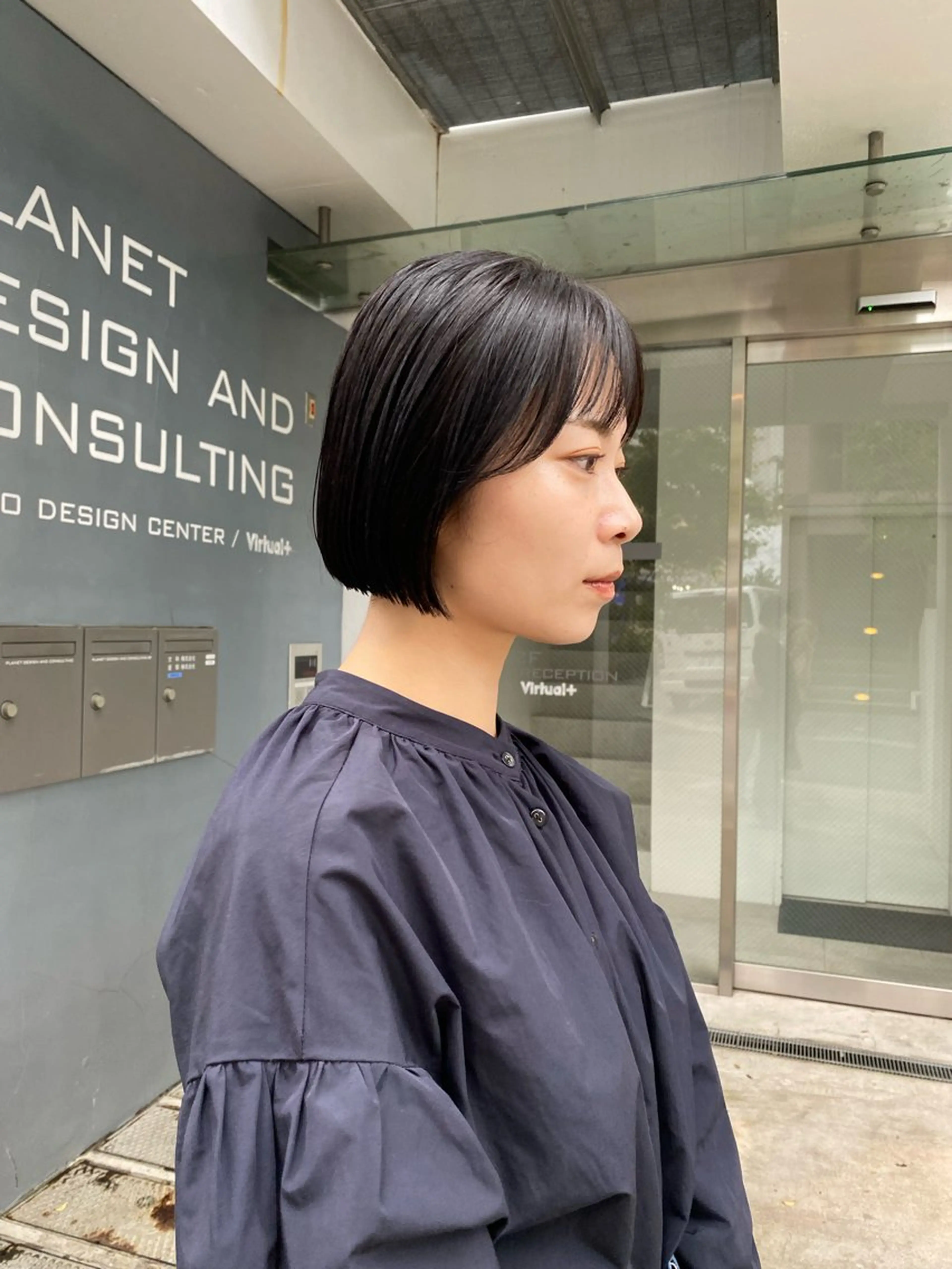 ミディアム カラー ボブ カット ヘアカラー Lomalia 🤍🫧/makoのマツエク・マツパデザイン