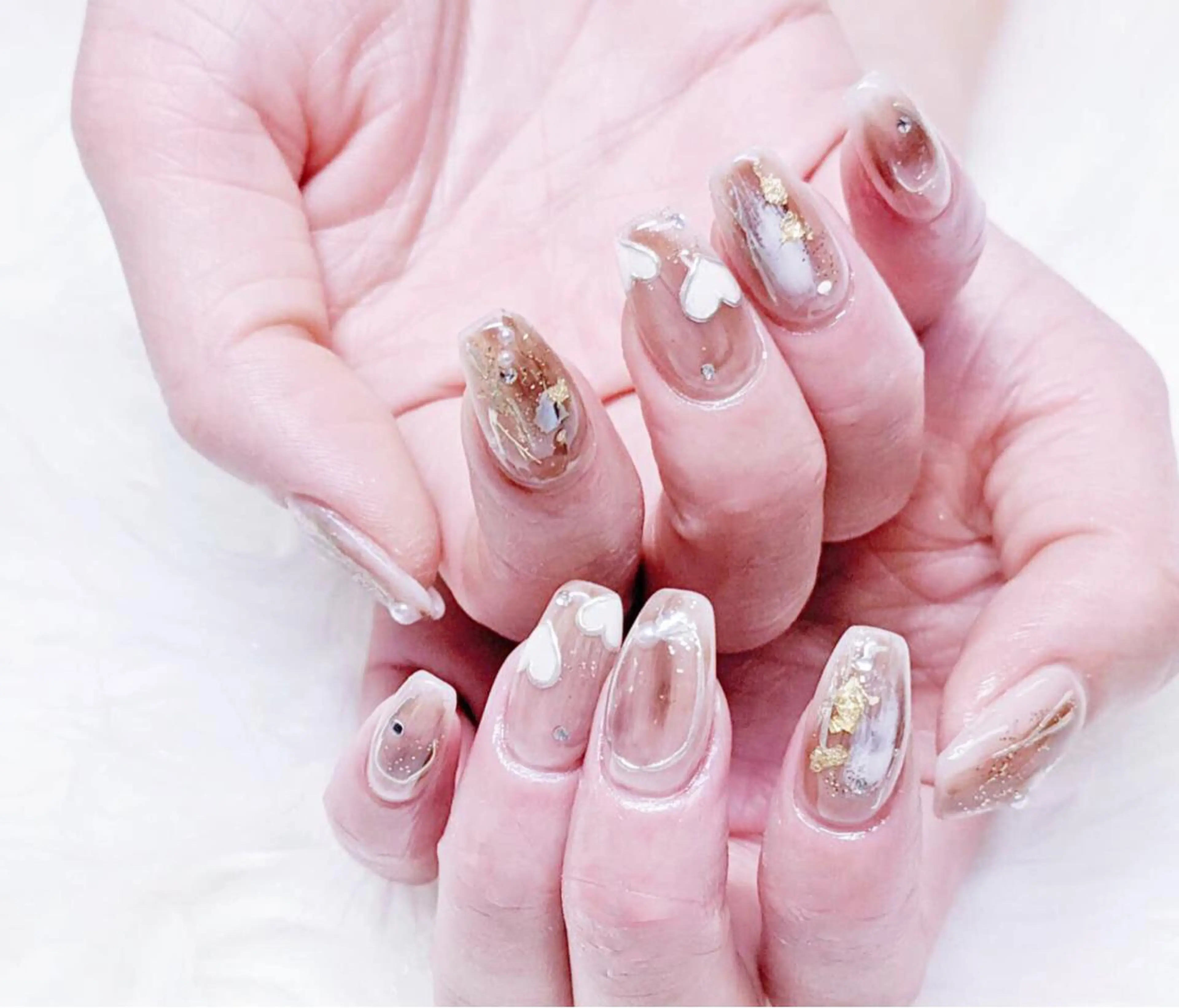 ネイル ハンドネイル MoonNail ユリ🌸のネイルデザイン