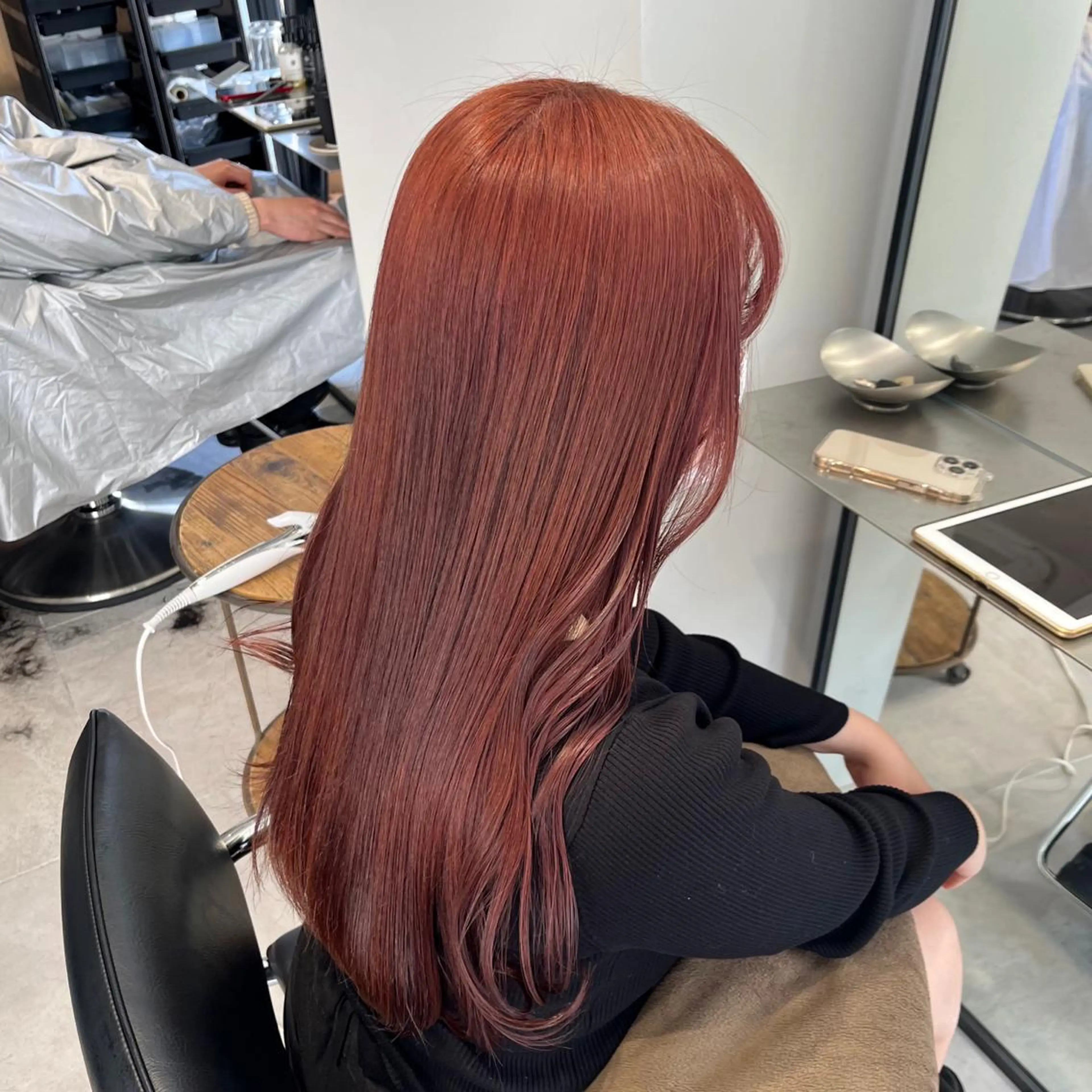 ロング カラー ナミ🩶暗髪/暖色 ❤️/透明感/縮毛のヘアスタイル