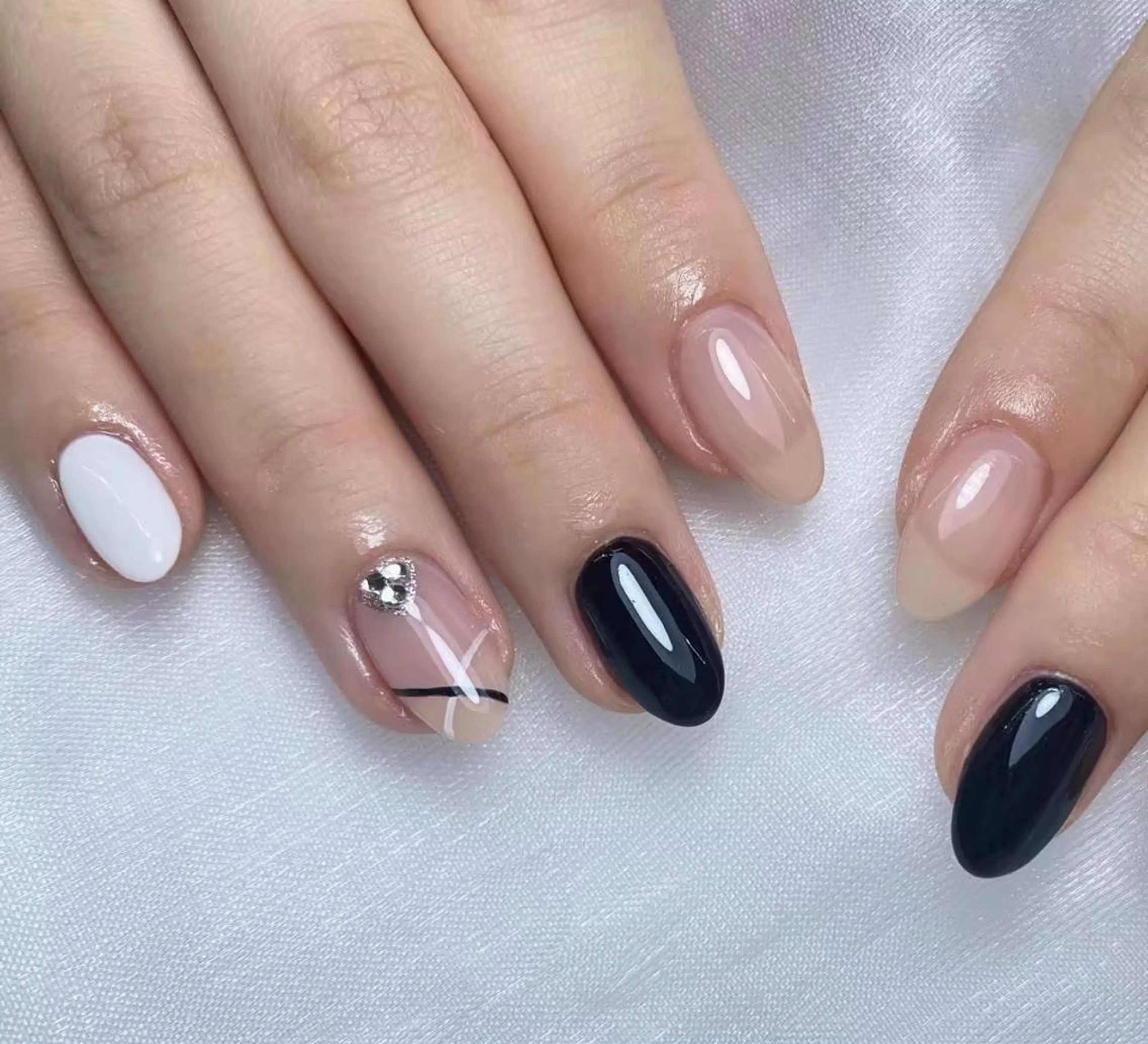 ネイル ハンドネイル ハンドケア FUTURE BEAUTYのネイルデザイン