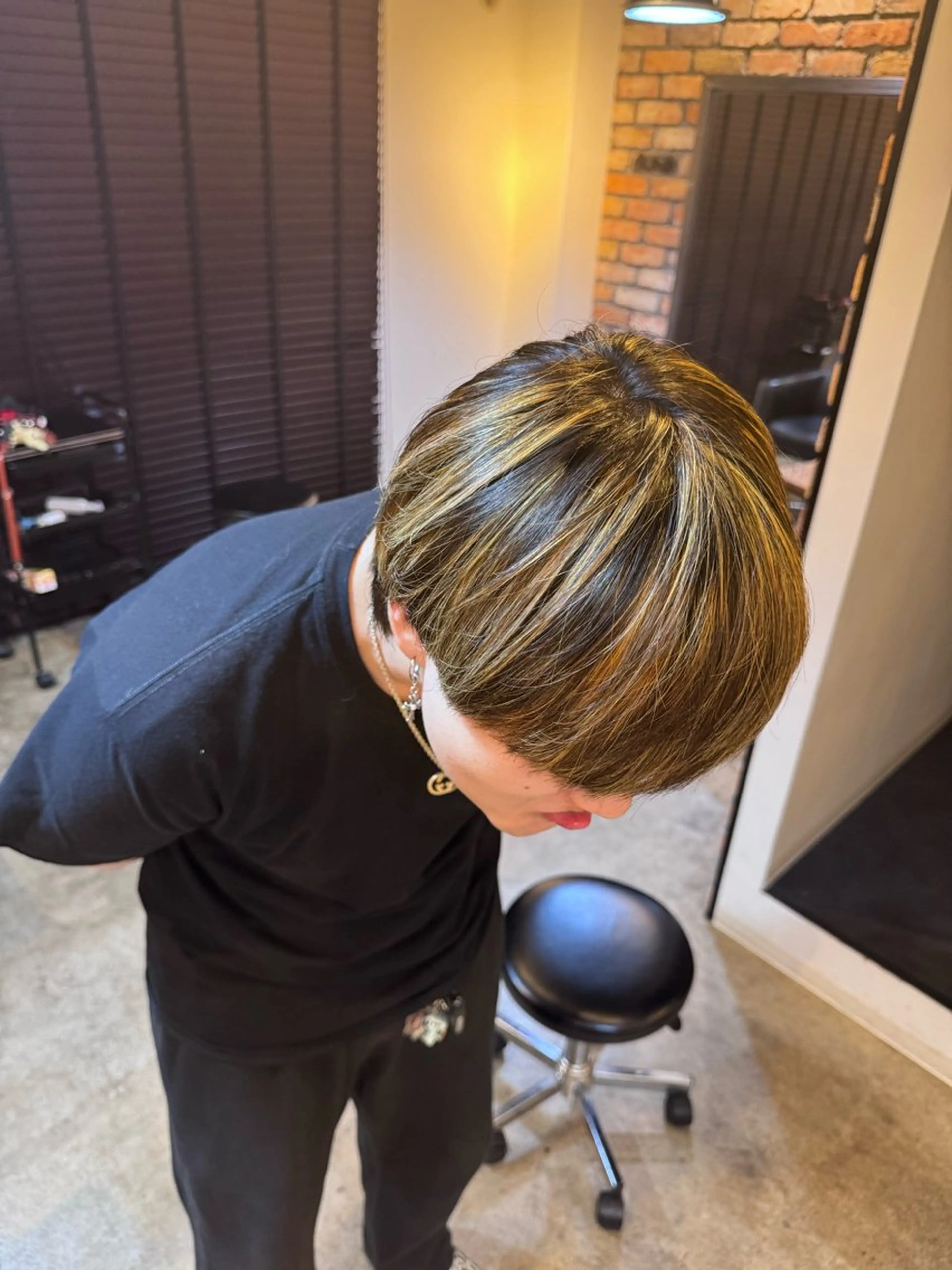 カラー ハイライトカラー よぐち けいりんのヘアスタイル