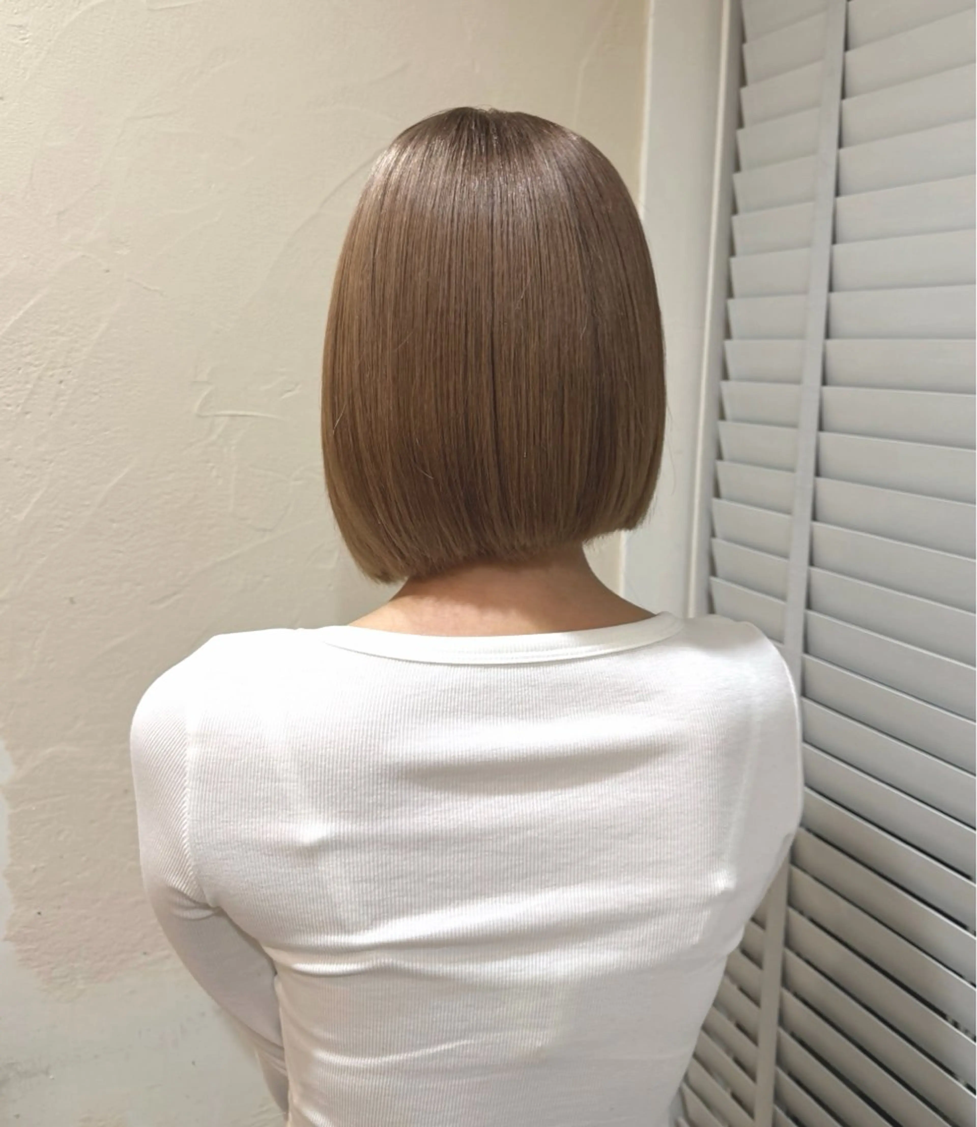 ショート ヘアカラー ベージュ/透明感 color/rinのヘアスタイル