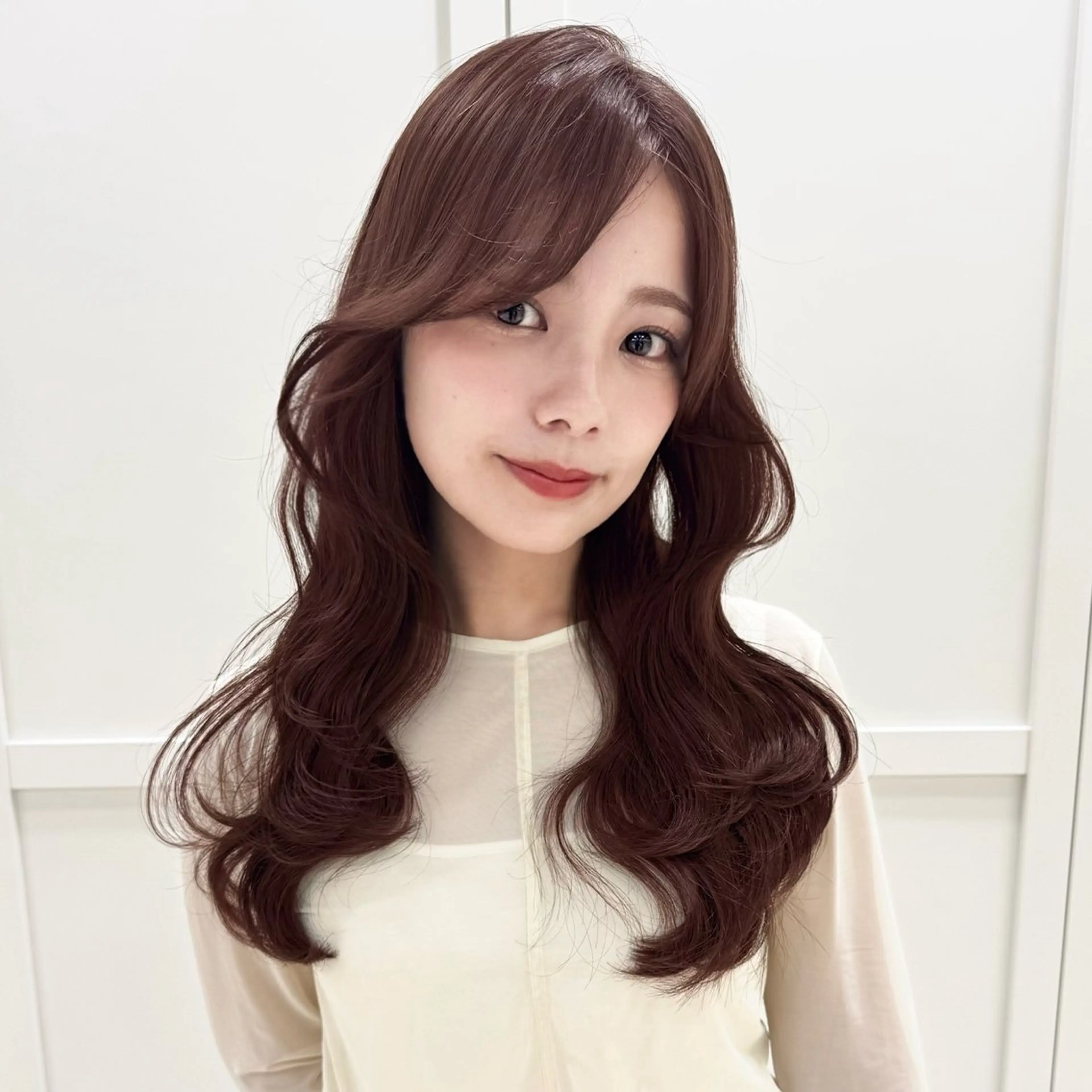 ロング くせ毛 髪質改善 韓国風ヘア レイヤーカット ナガヨ キョウカのヘアスタイル