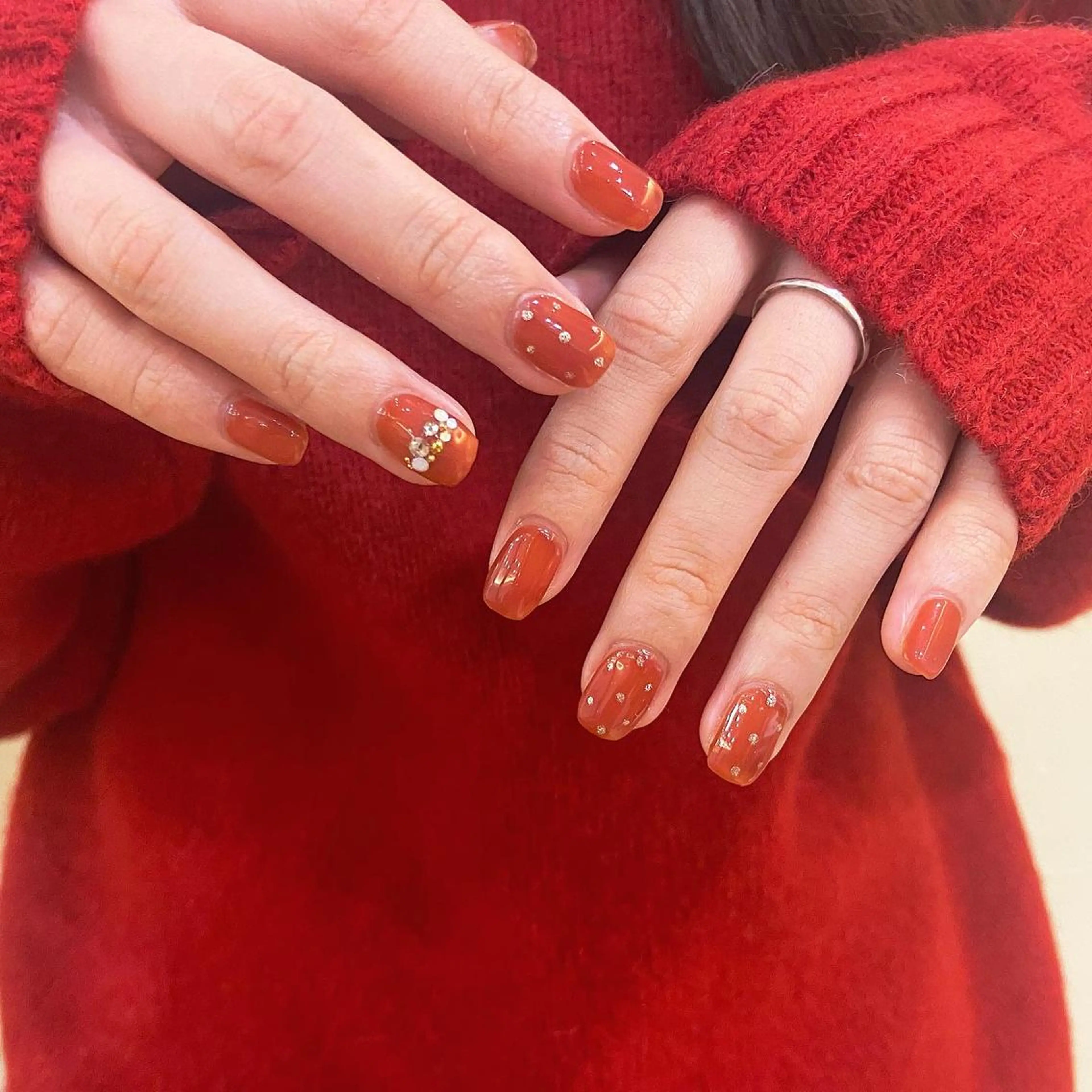 ネイル ドット . .のネイルデザイン