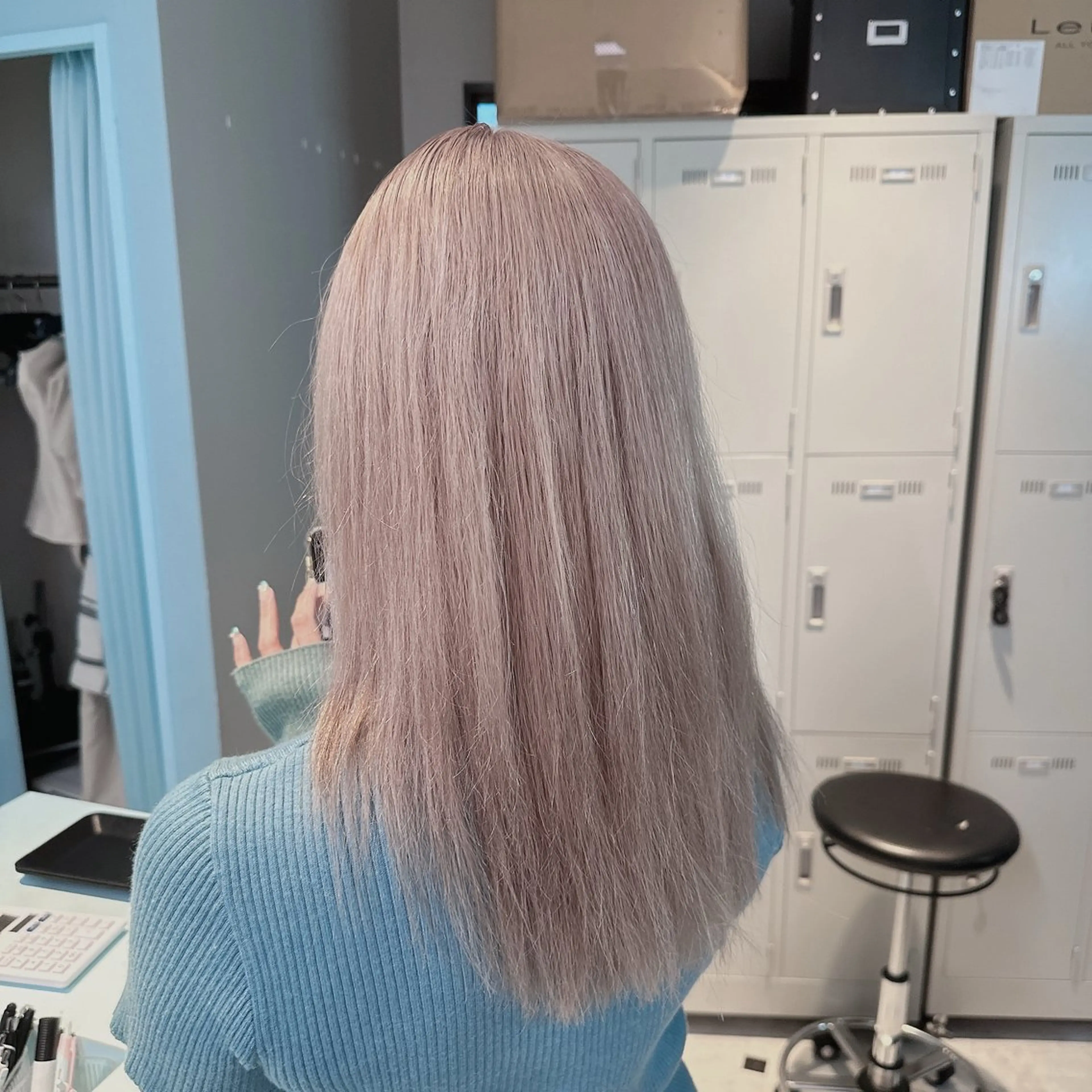 ロング カラー ハイトーン/韓国 レイヤー/るか🎀のヘアスタイル