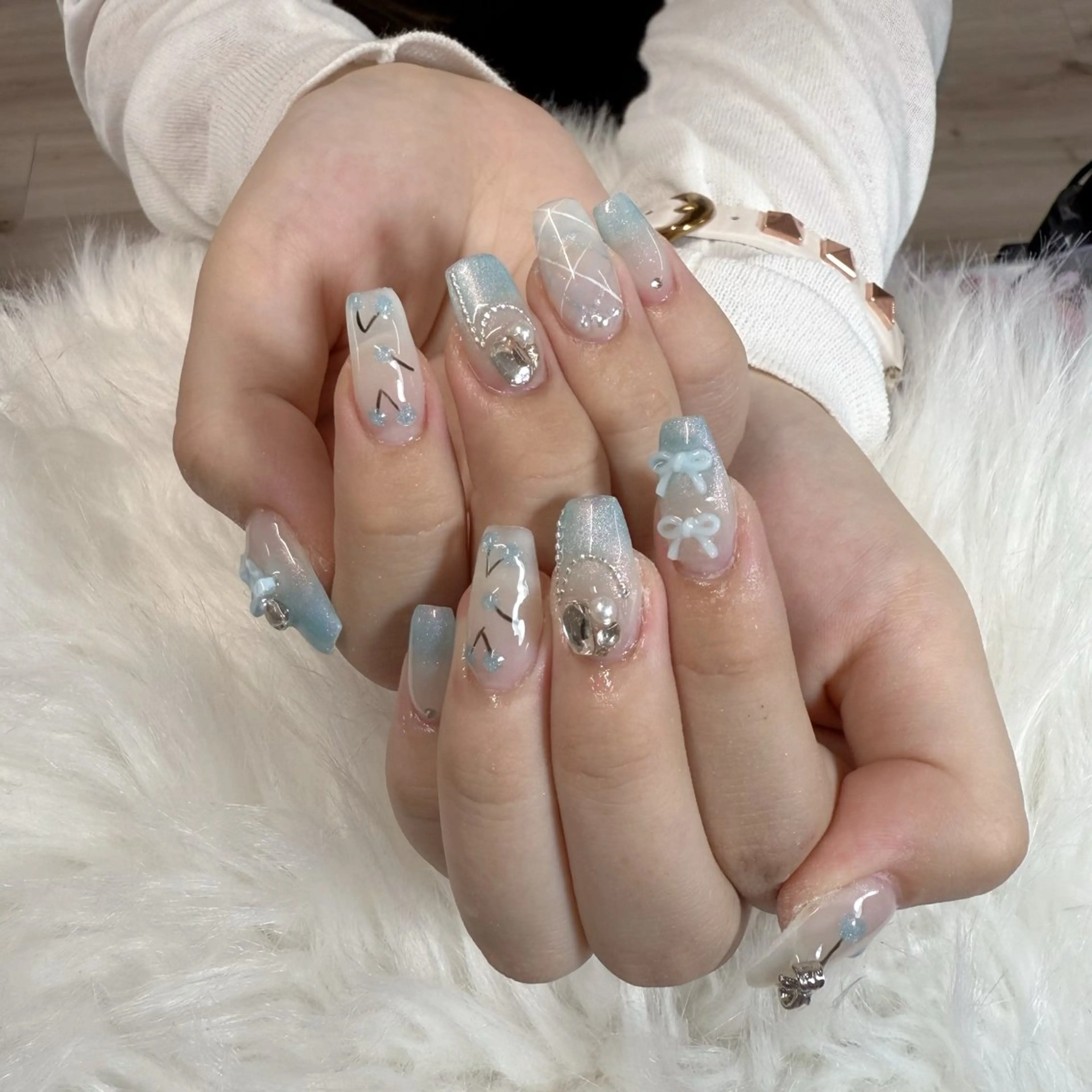 ネイル ハンドネイル 🎀nana🫧 ワンホンネイル🎀のネイルデザイン