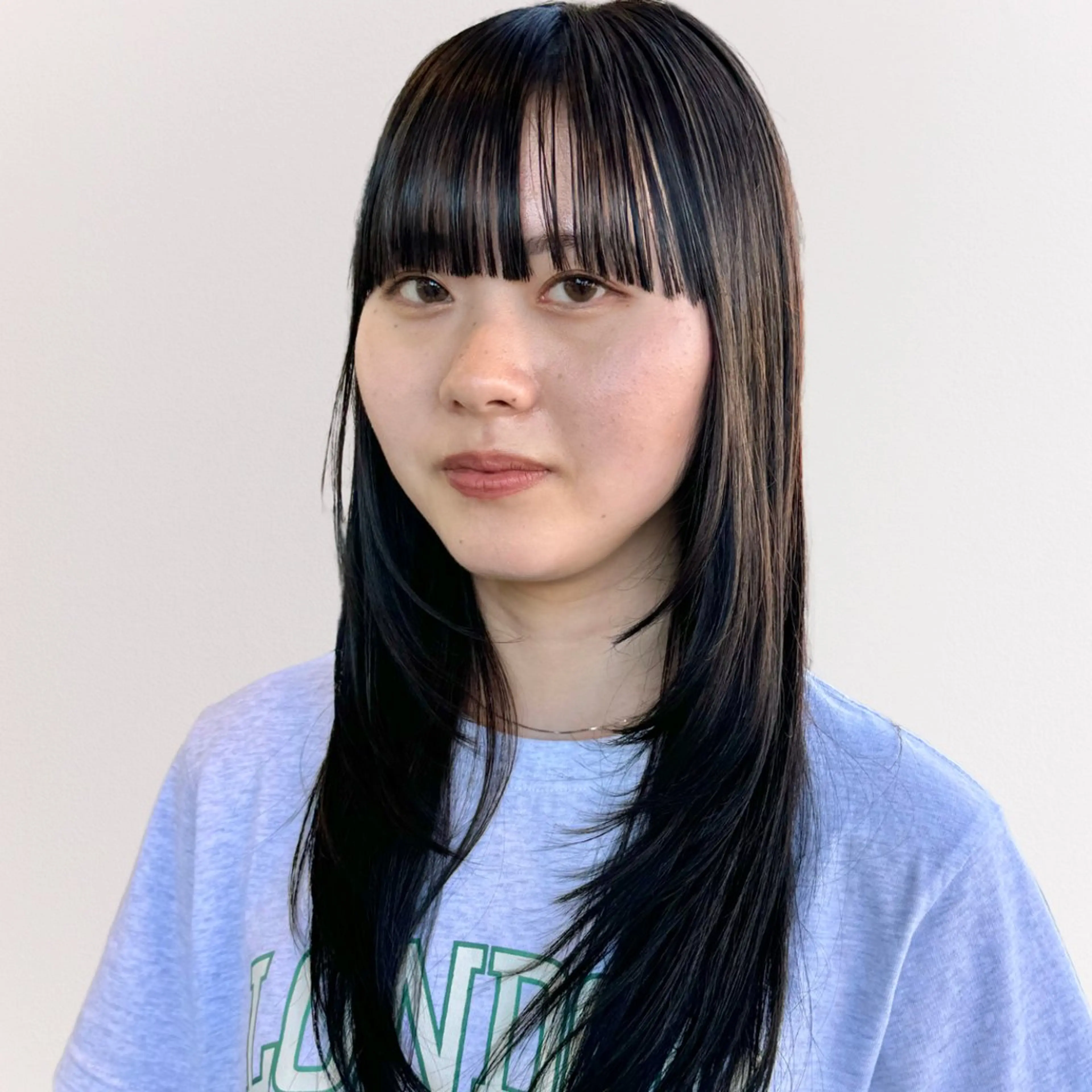 ロング カラー ナチュラルに目を惹く デザイン/KOHNOのヘアスタイル