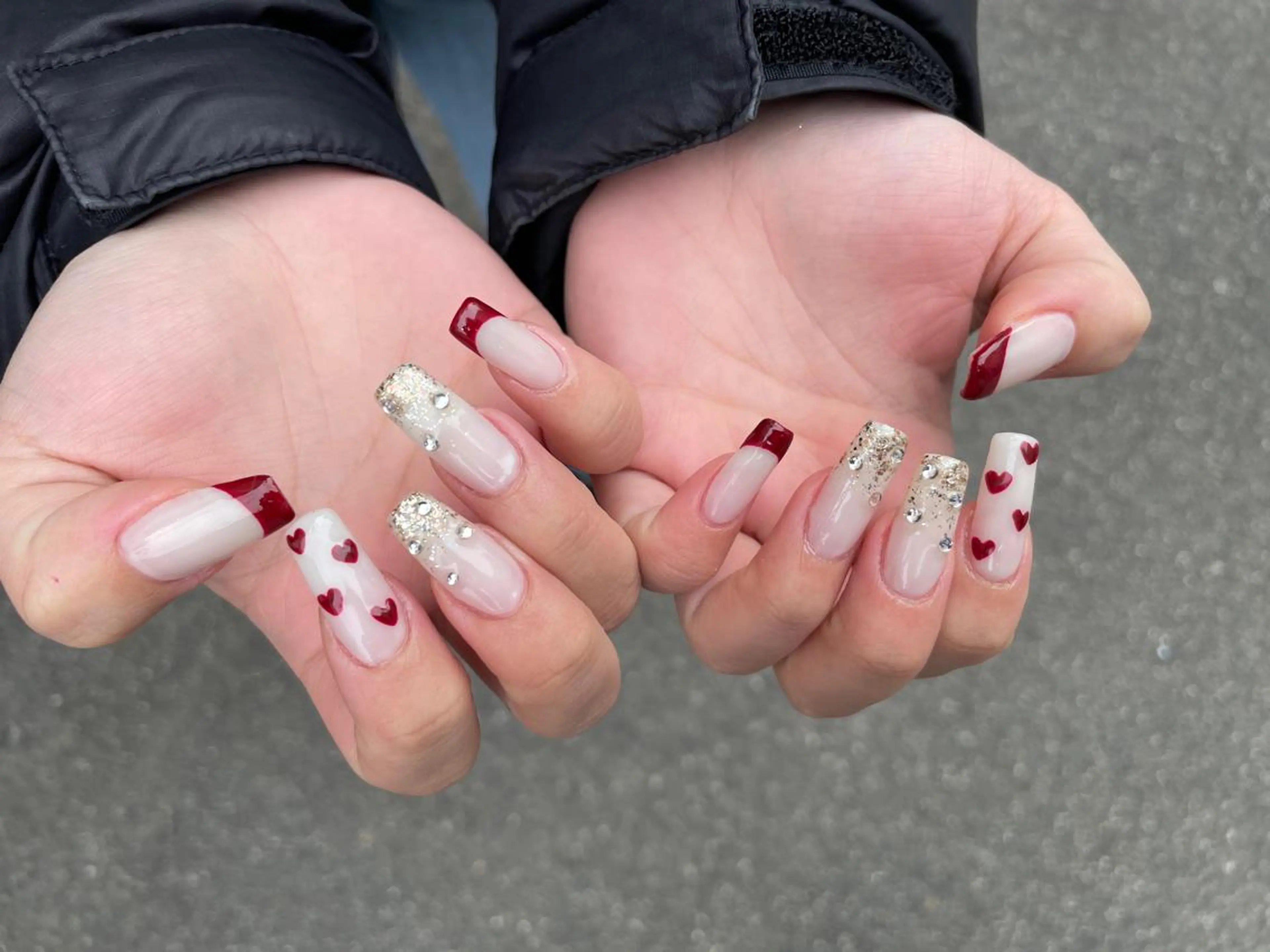 ネイル バレンタイン ハンドネイル Whity kiriのネイルデザイン