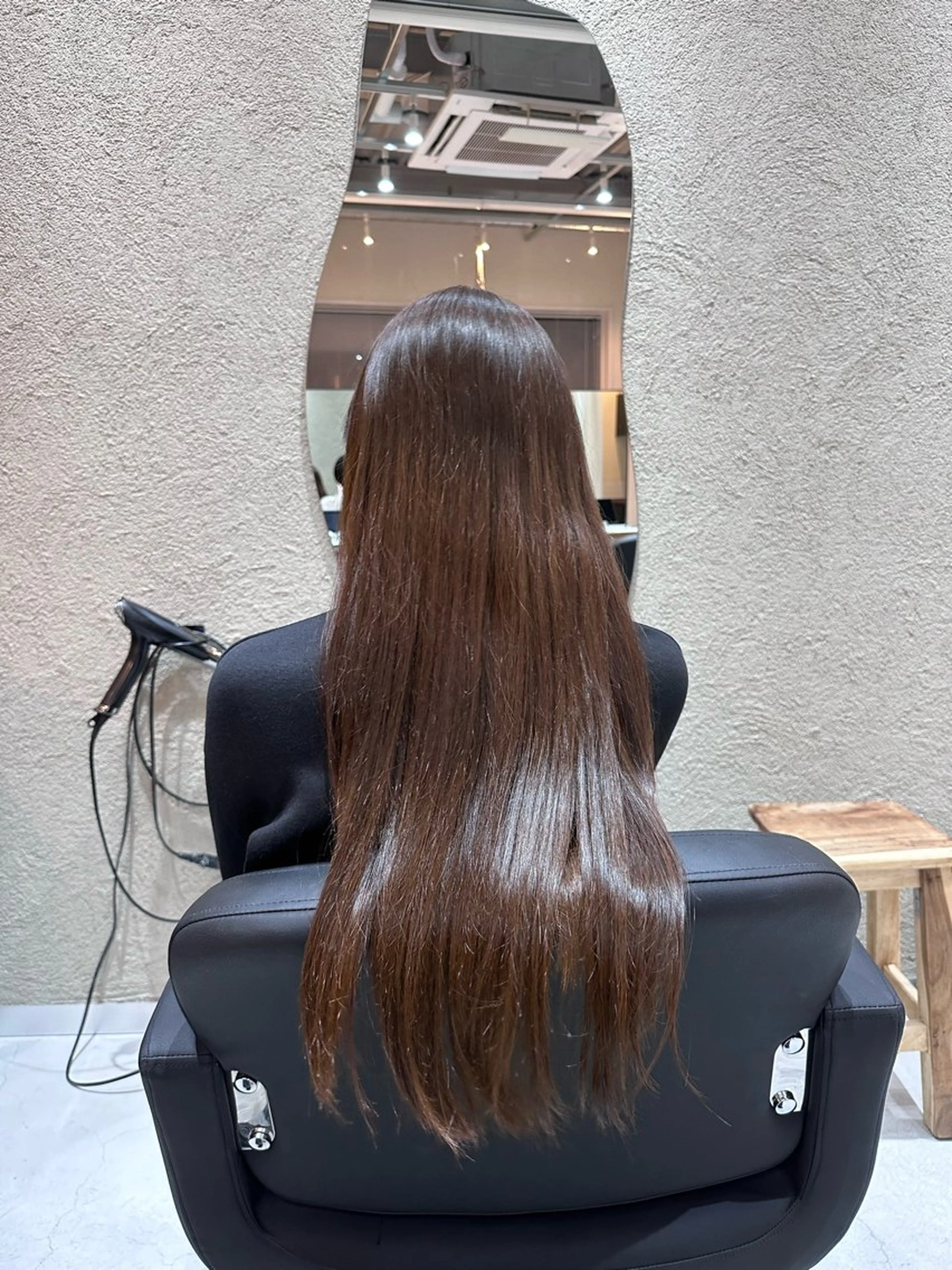 ロング Shiro RENのヘアスタイル